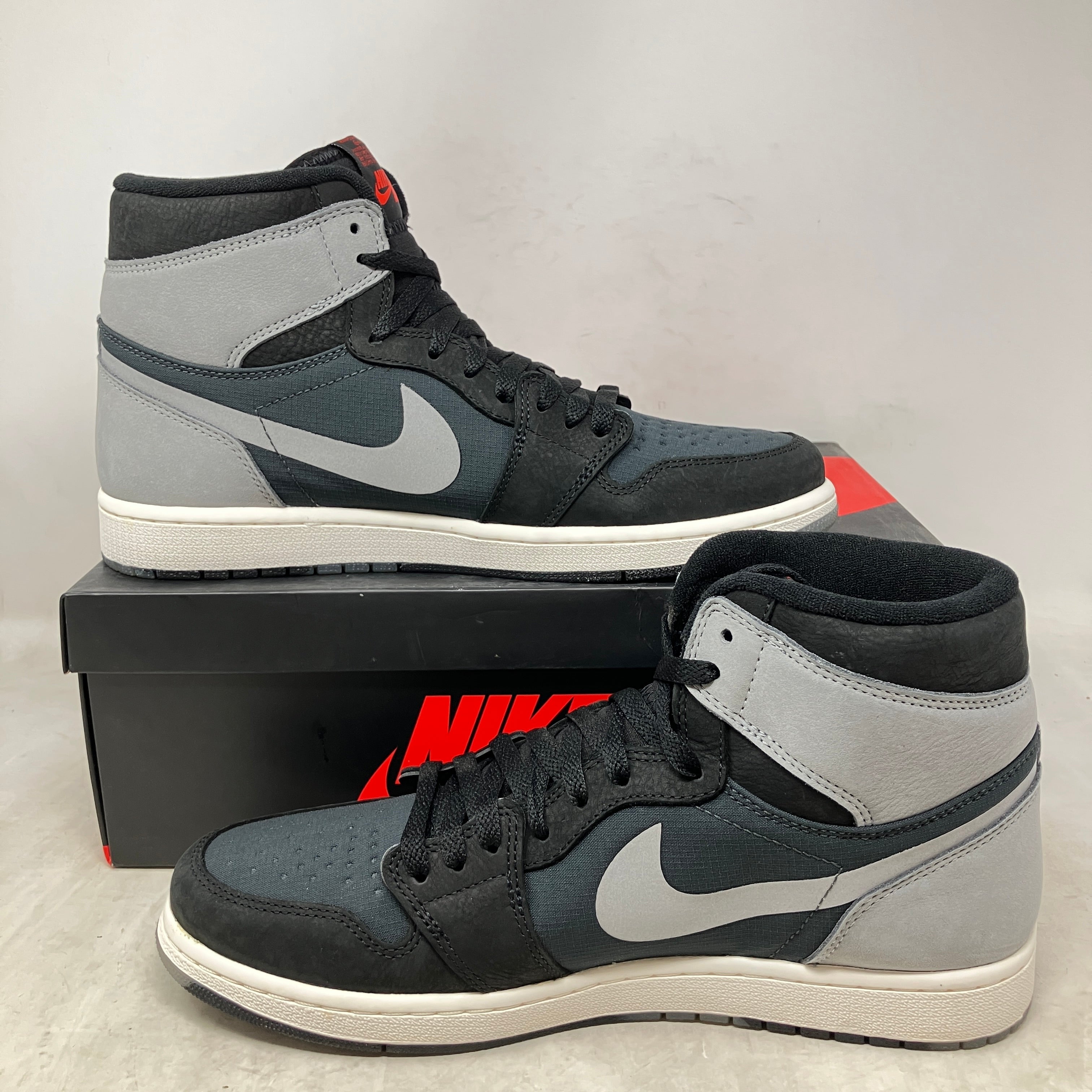 Jordan 1 Retro High Element Gore-Tex Black Particle Grey