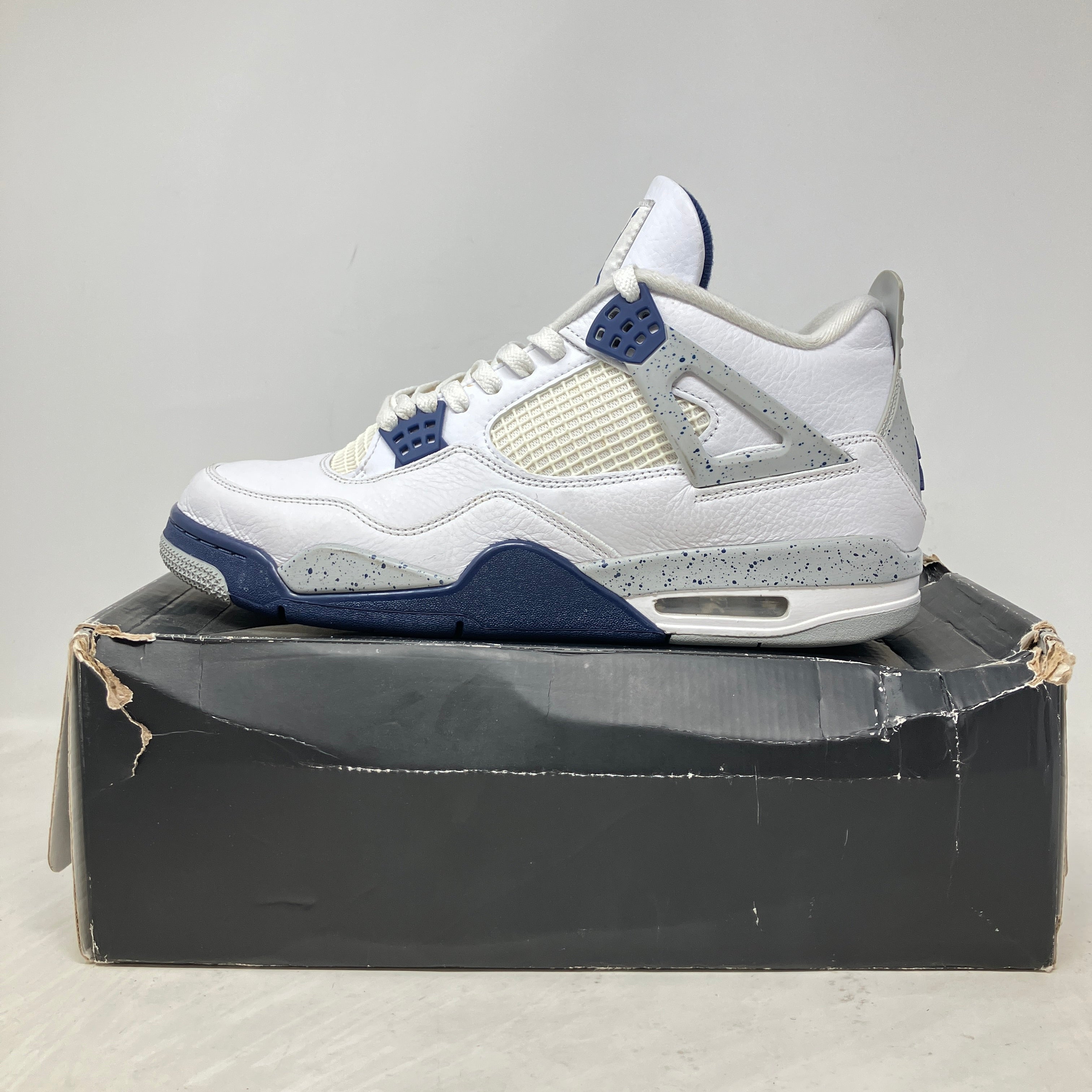 Jordan 4 Retro Midnight Navy