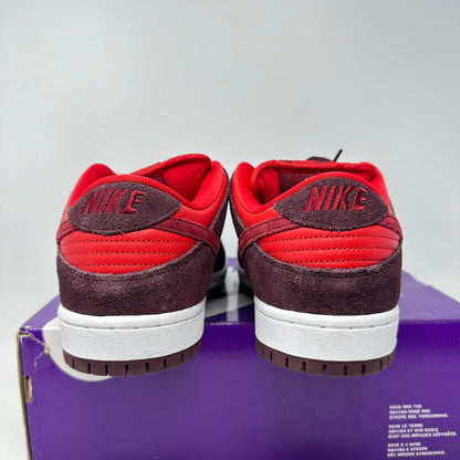 Nike SB Dunk Low Cherry