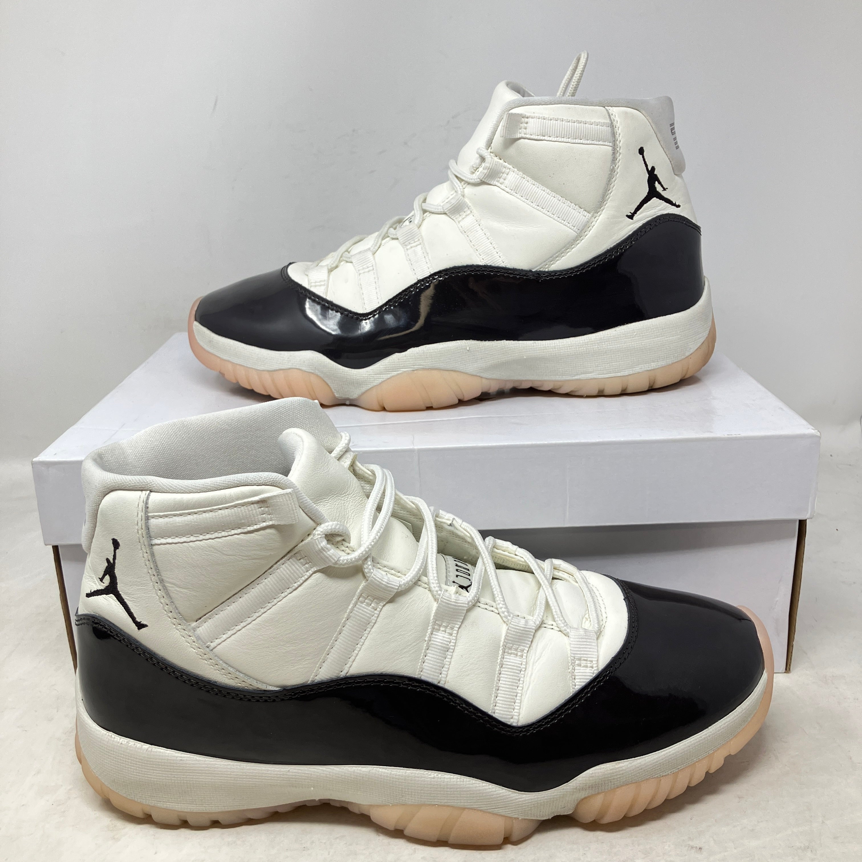 Jordan 11 Retro Neapolitan (Women's)