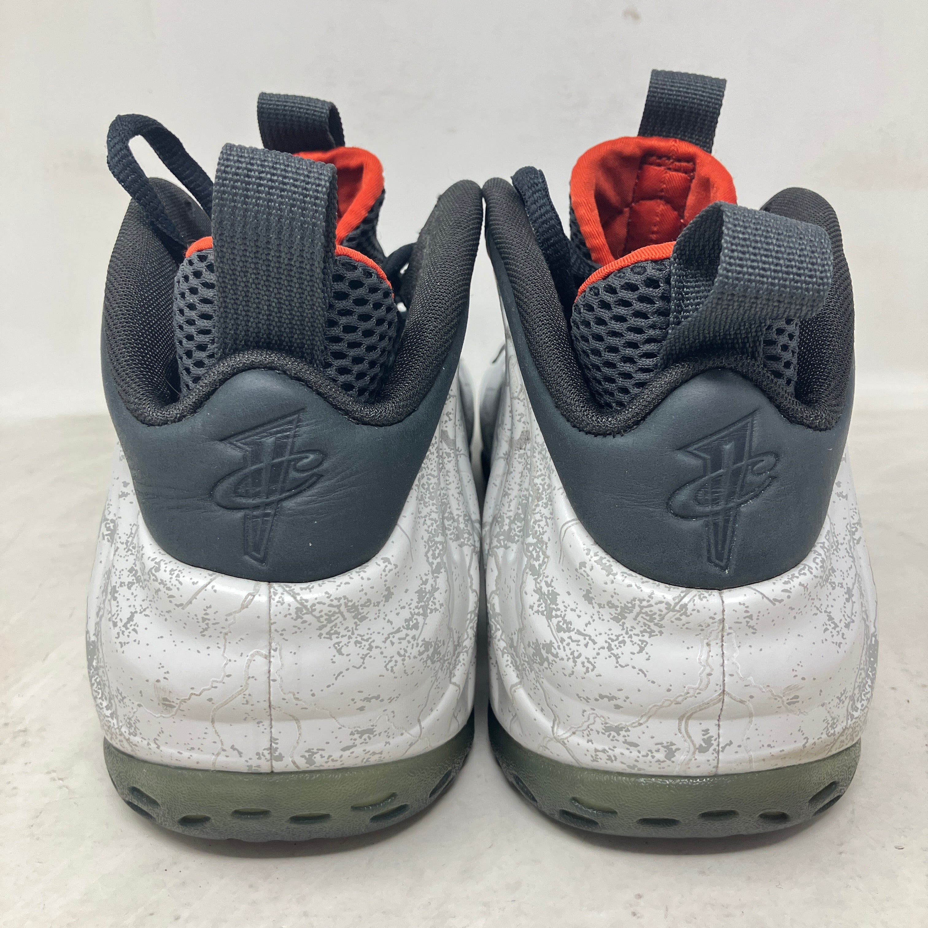 Nike Air Foamposite One Tekken 8 Jin Kazama