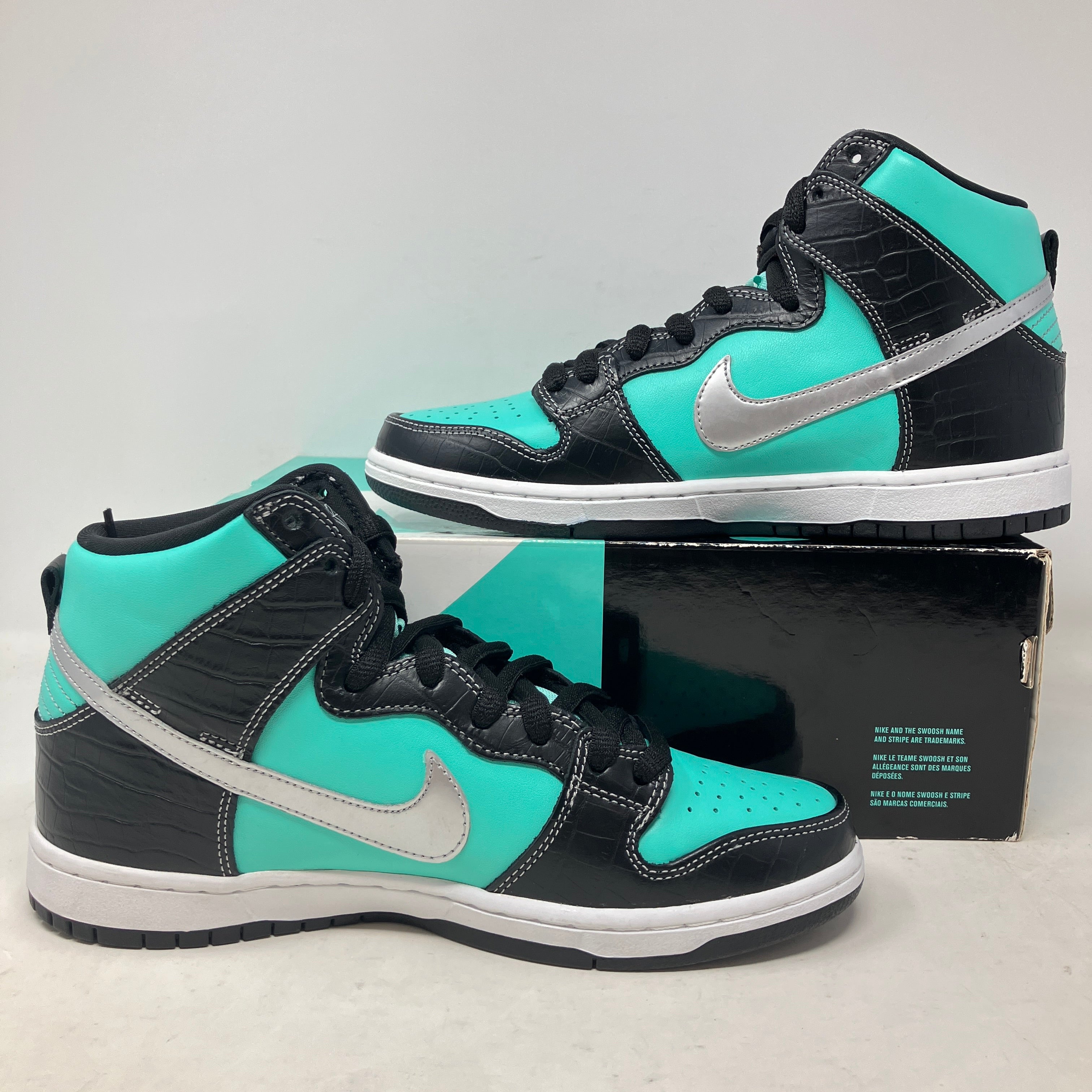 Nike SB Dunk High Diamond Supply Co.