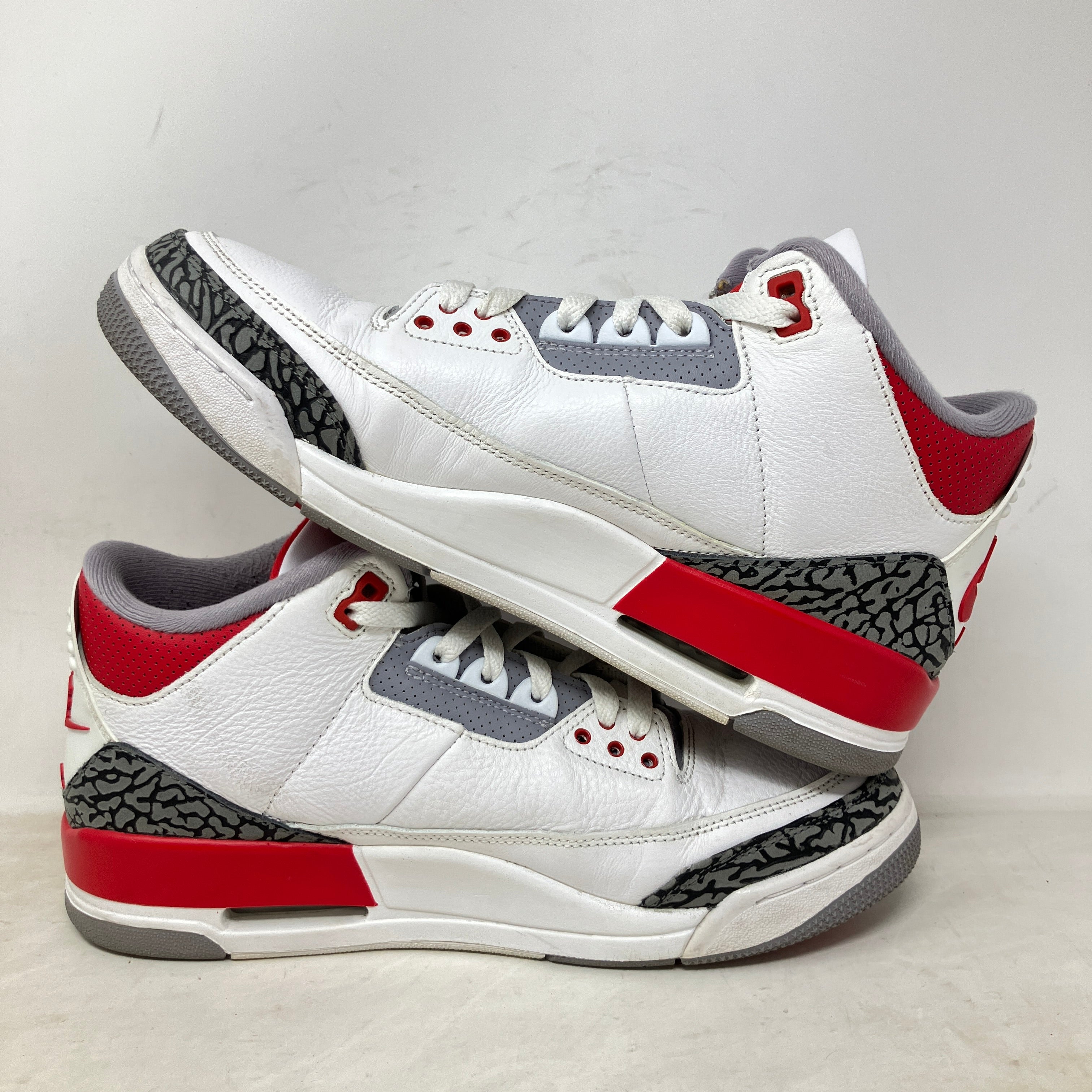 Jordan 3 Retro Fire Red (2022)