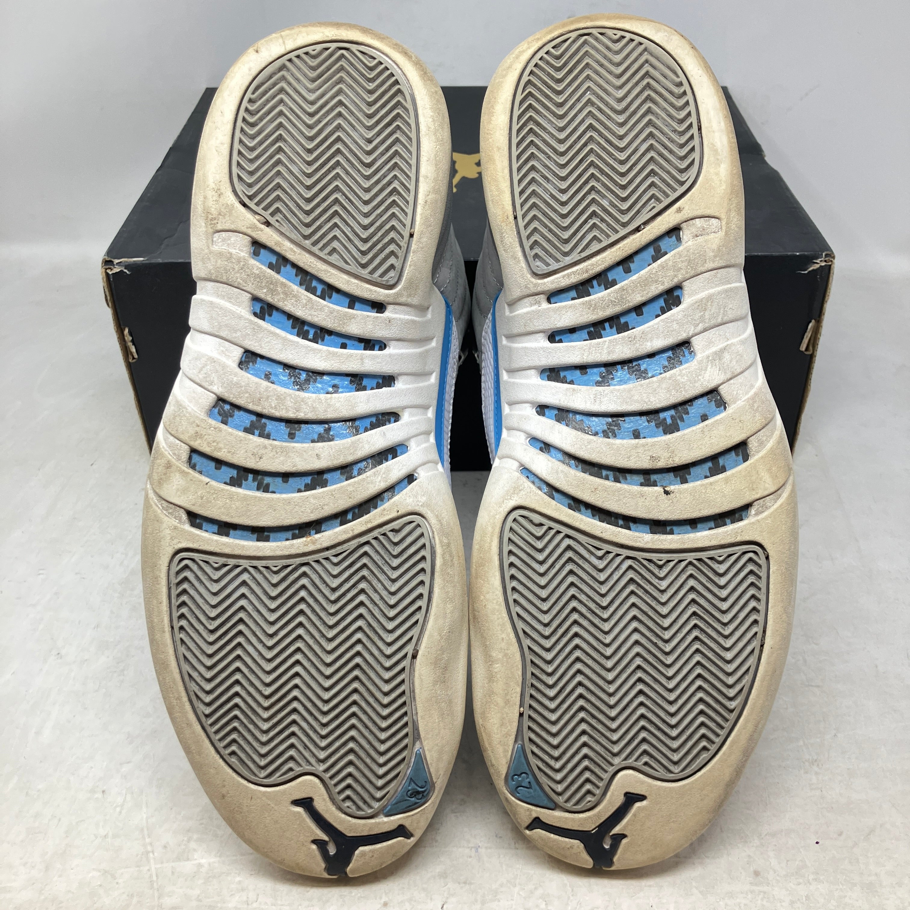 Jordan 12 Retro Grey University Blue