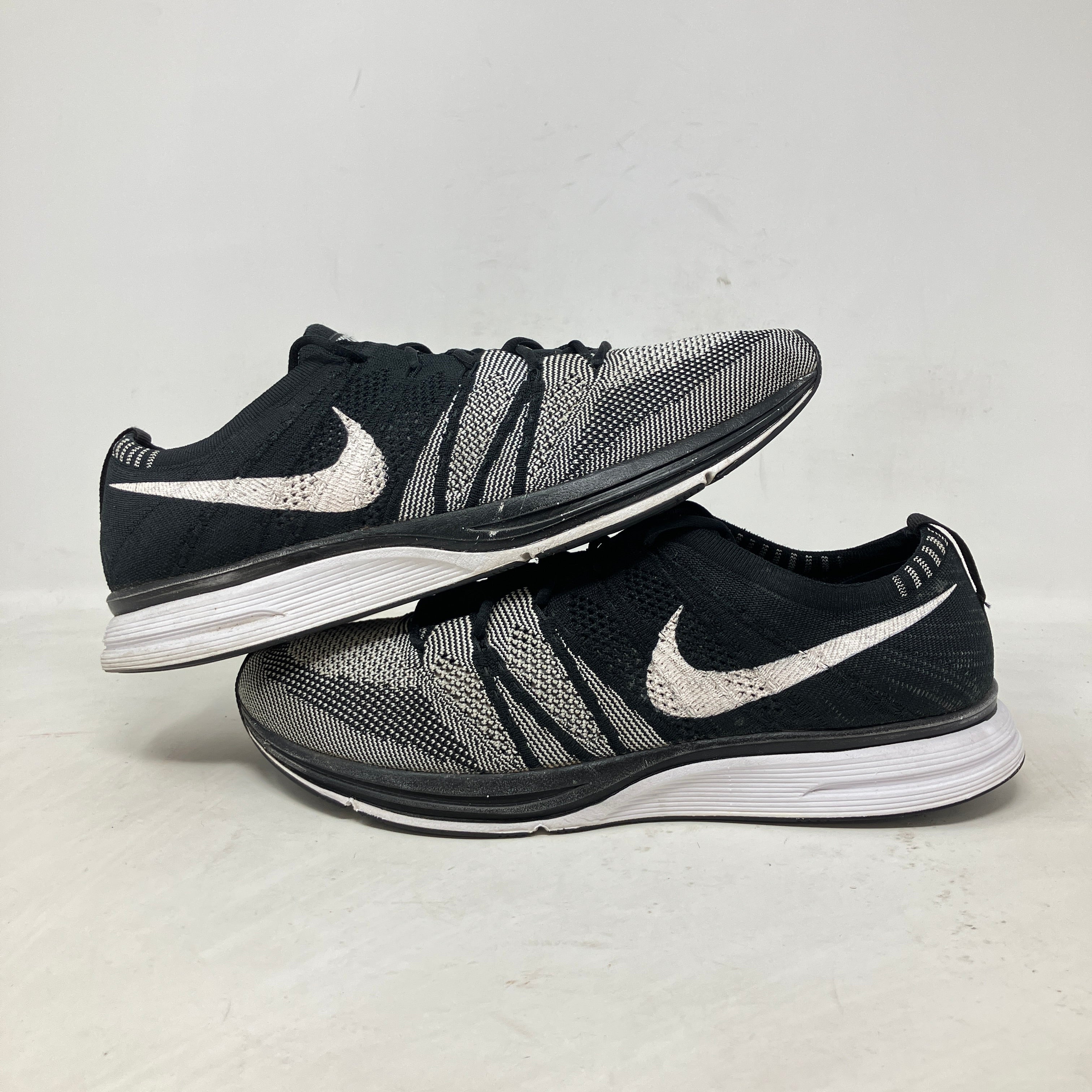 Nike Flyknit Trainer Oreo