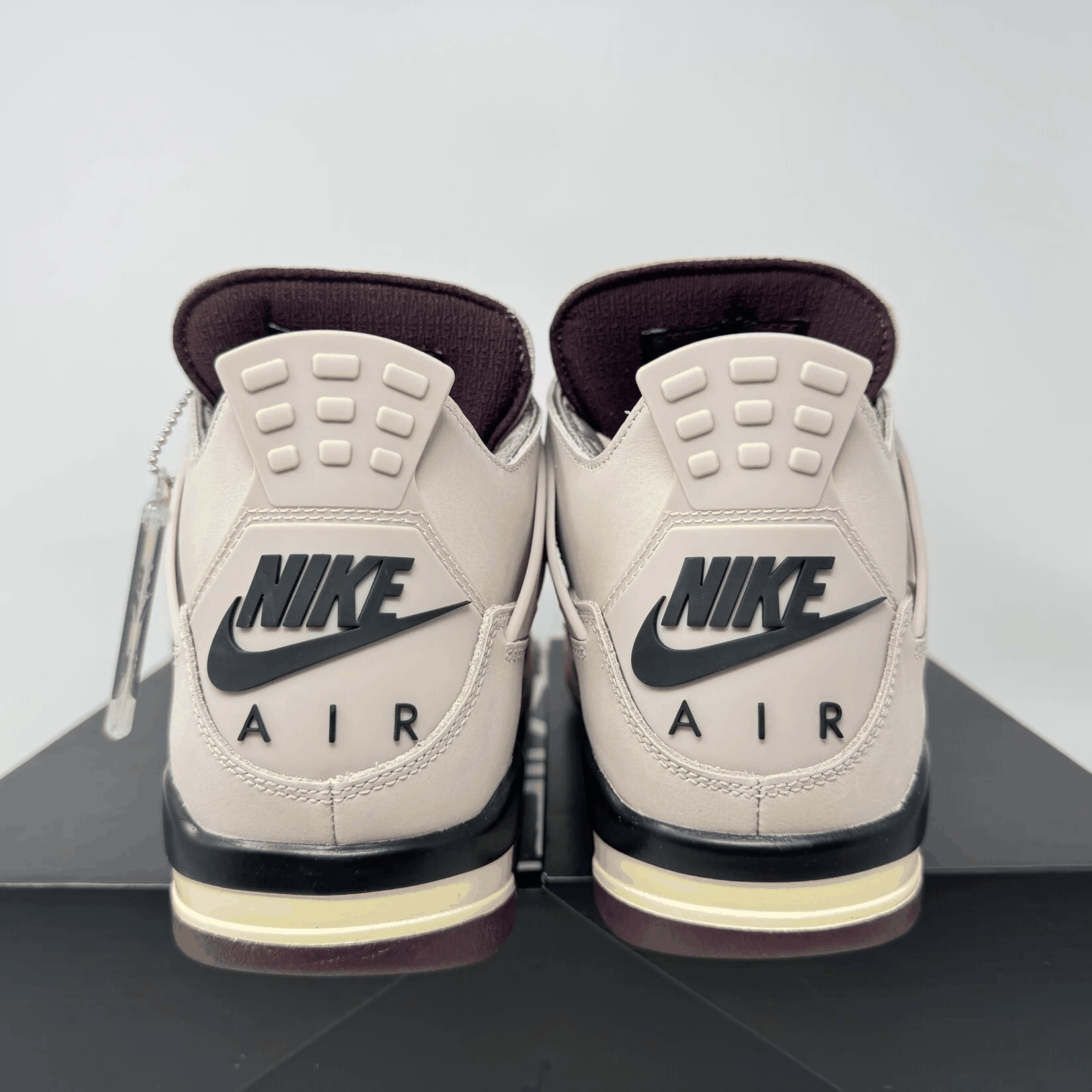 Jordan 4 Retro OG SP A Ma Maniére While You Were Sleeping (Women's)
