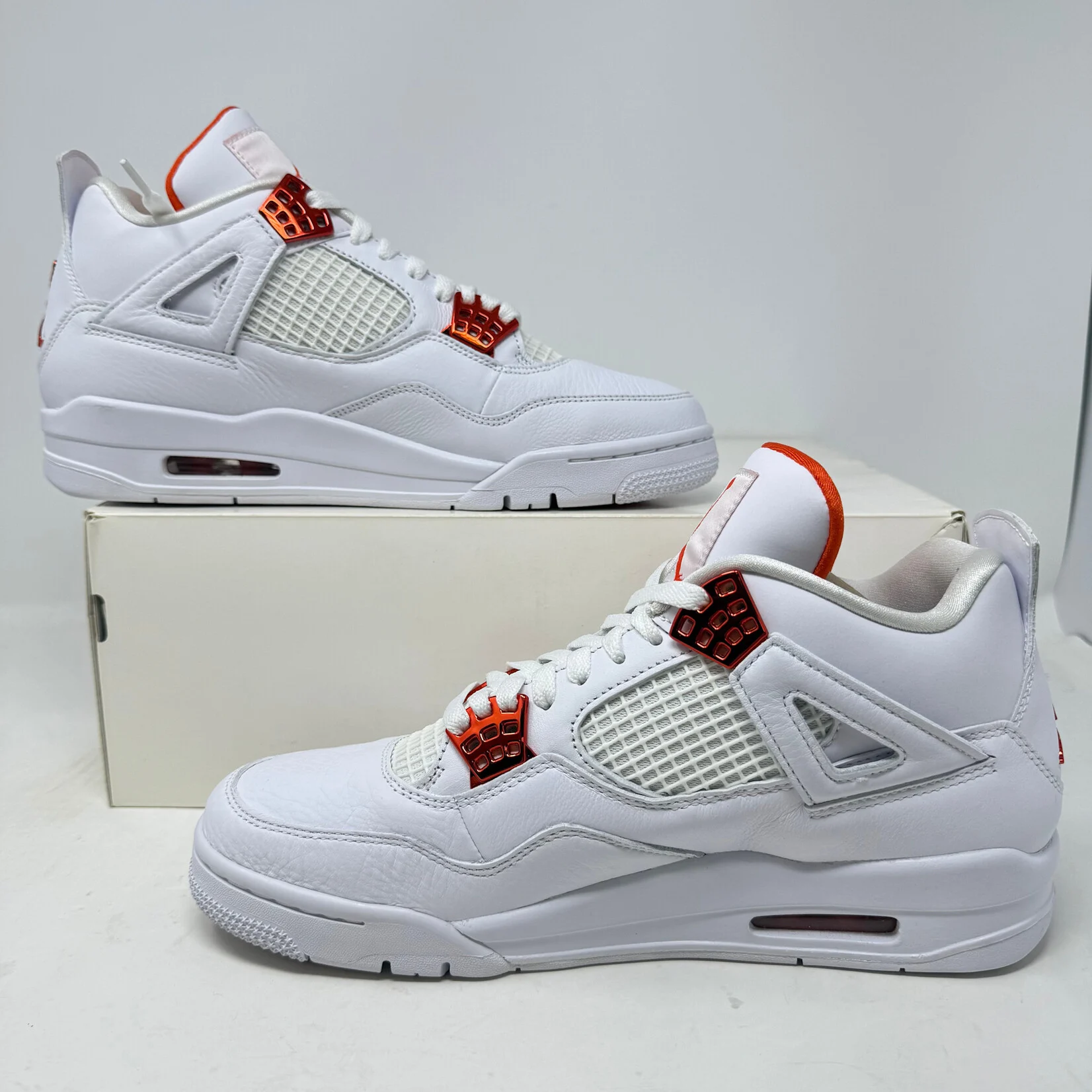 Jordan 4 Retro Metallic Orange