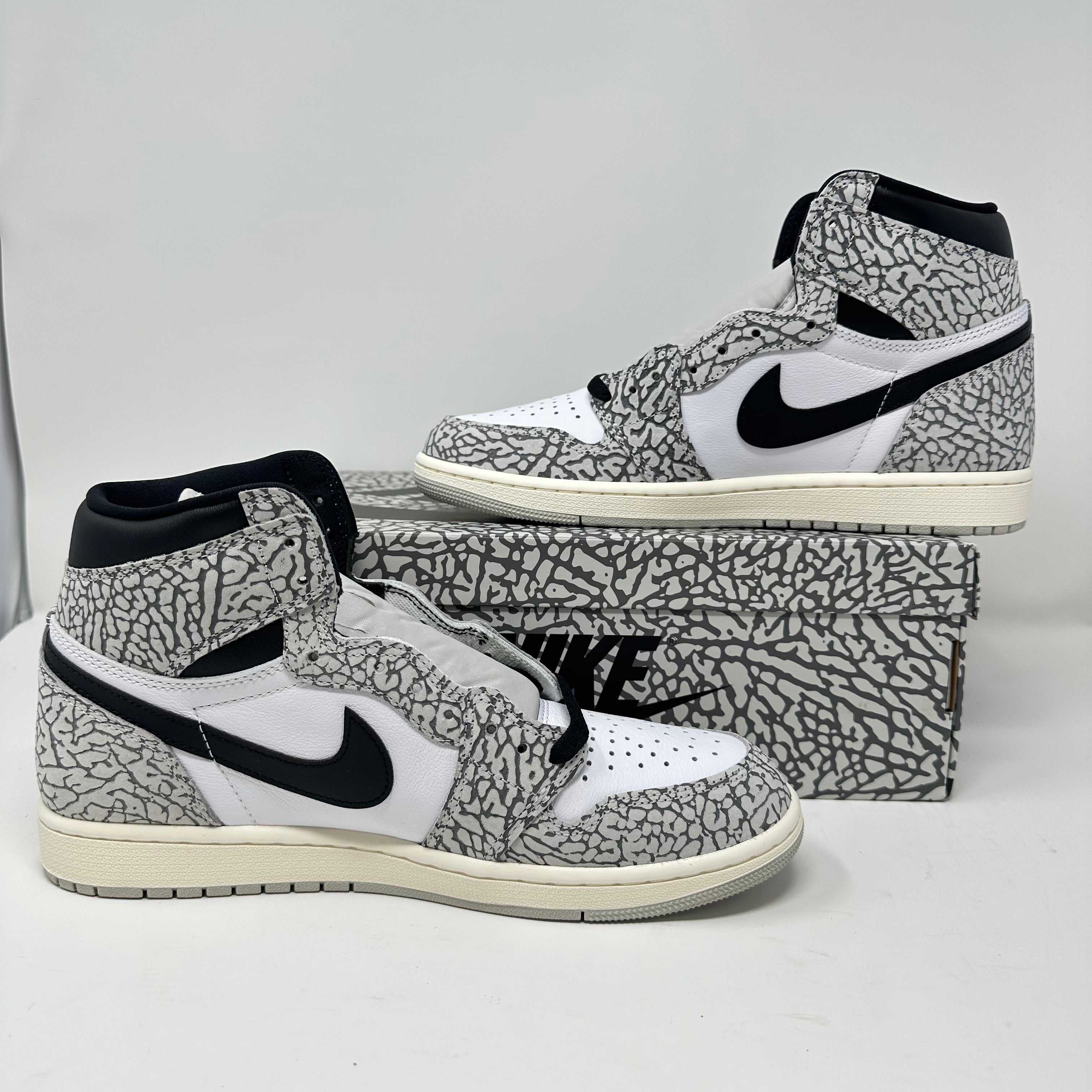 Jordan 1 Retro High OG White Cement