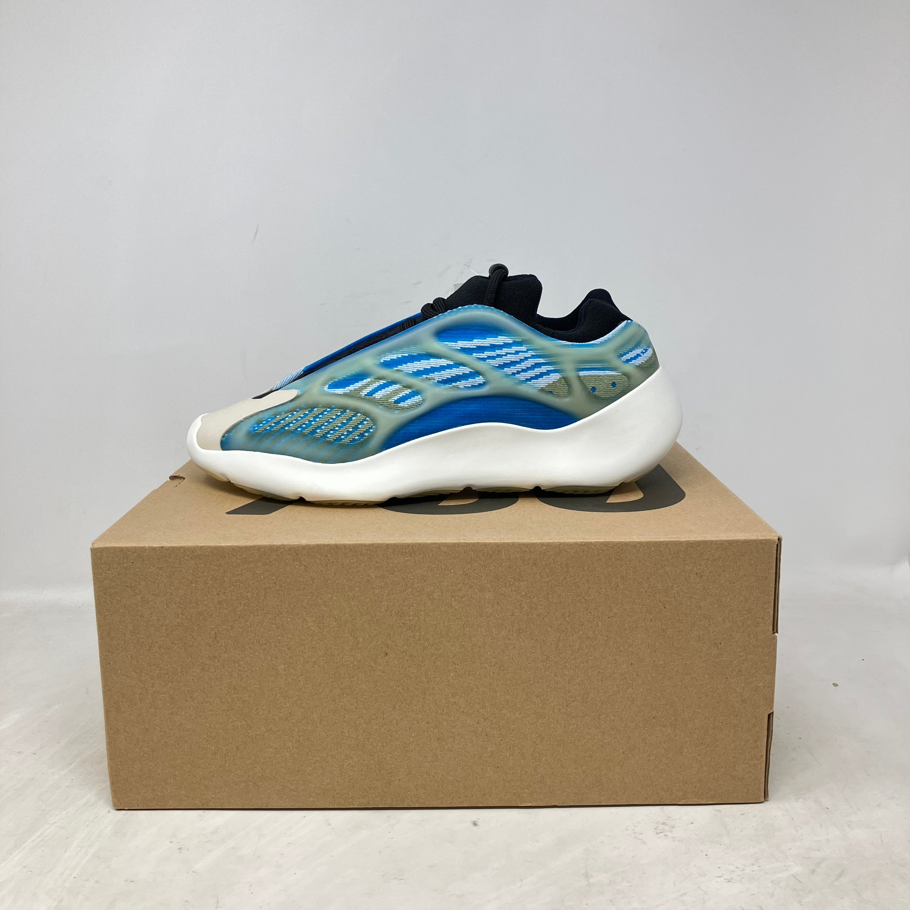 adidas Yeezy 700 V3 Arzareth