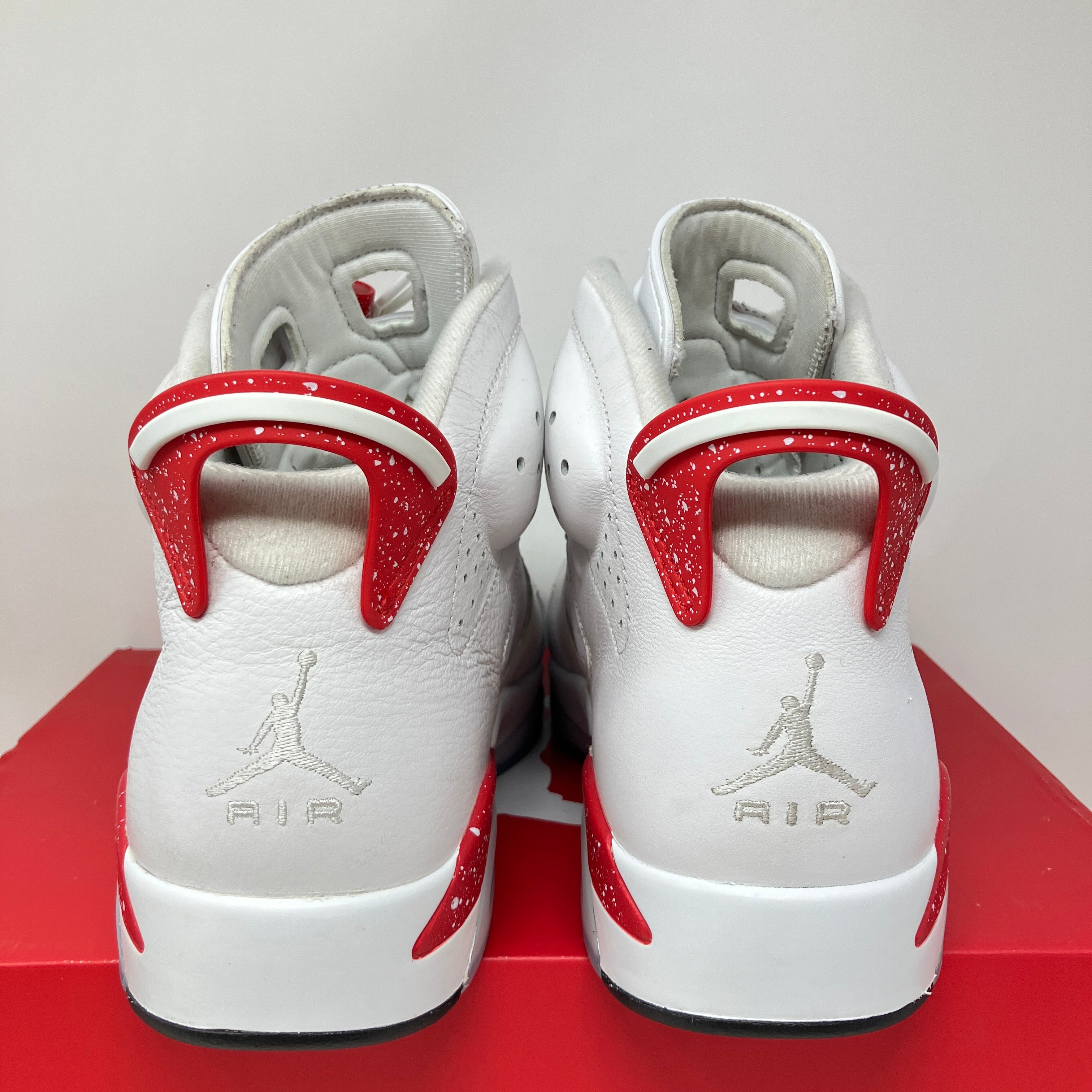 Jordan 6 Retro Red Oreo