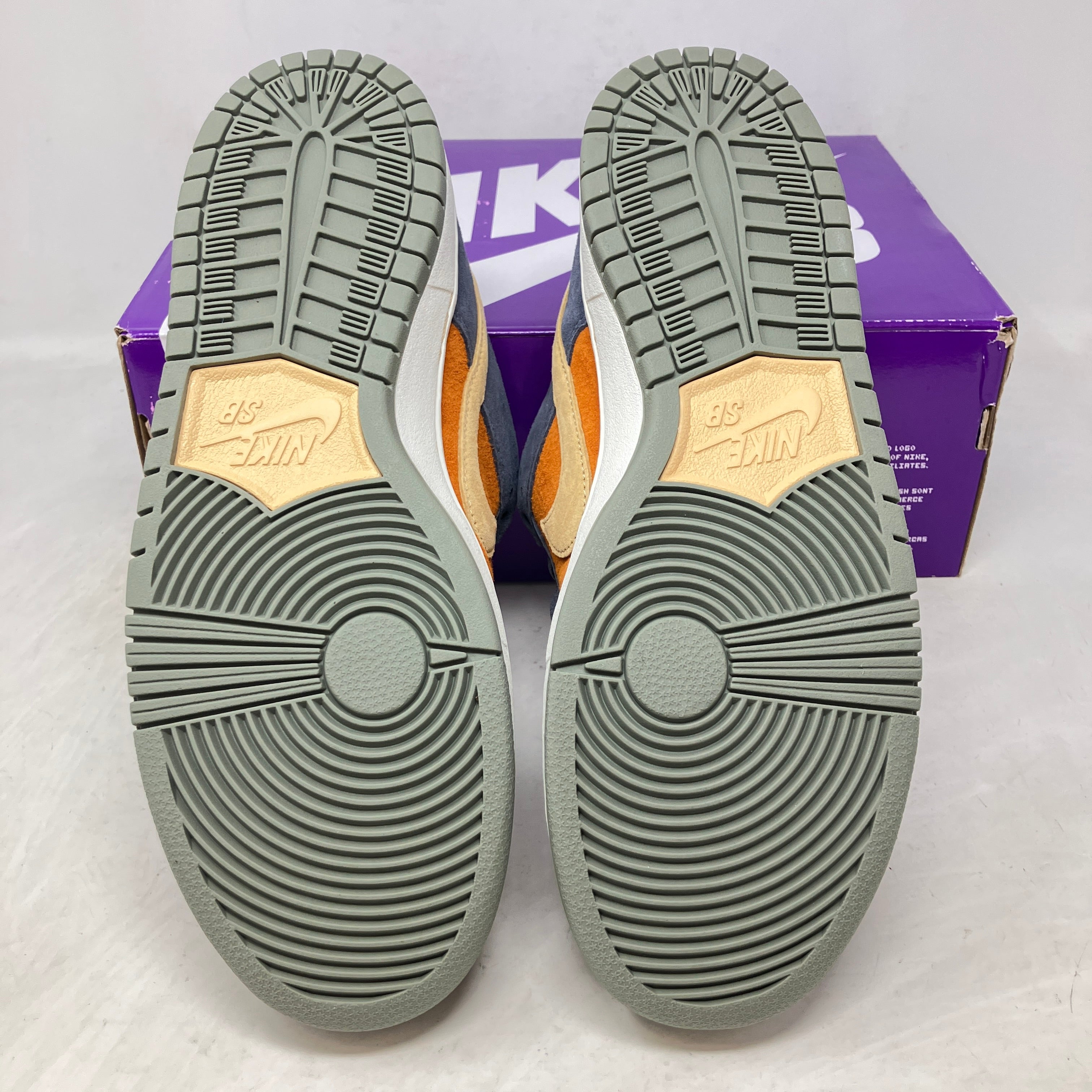 Nike SB Dunk Low Light Carbon Monarch