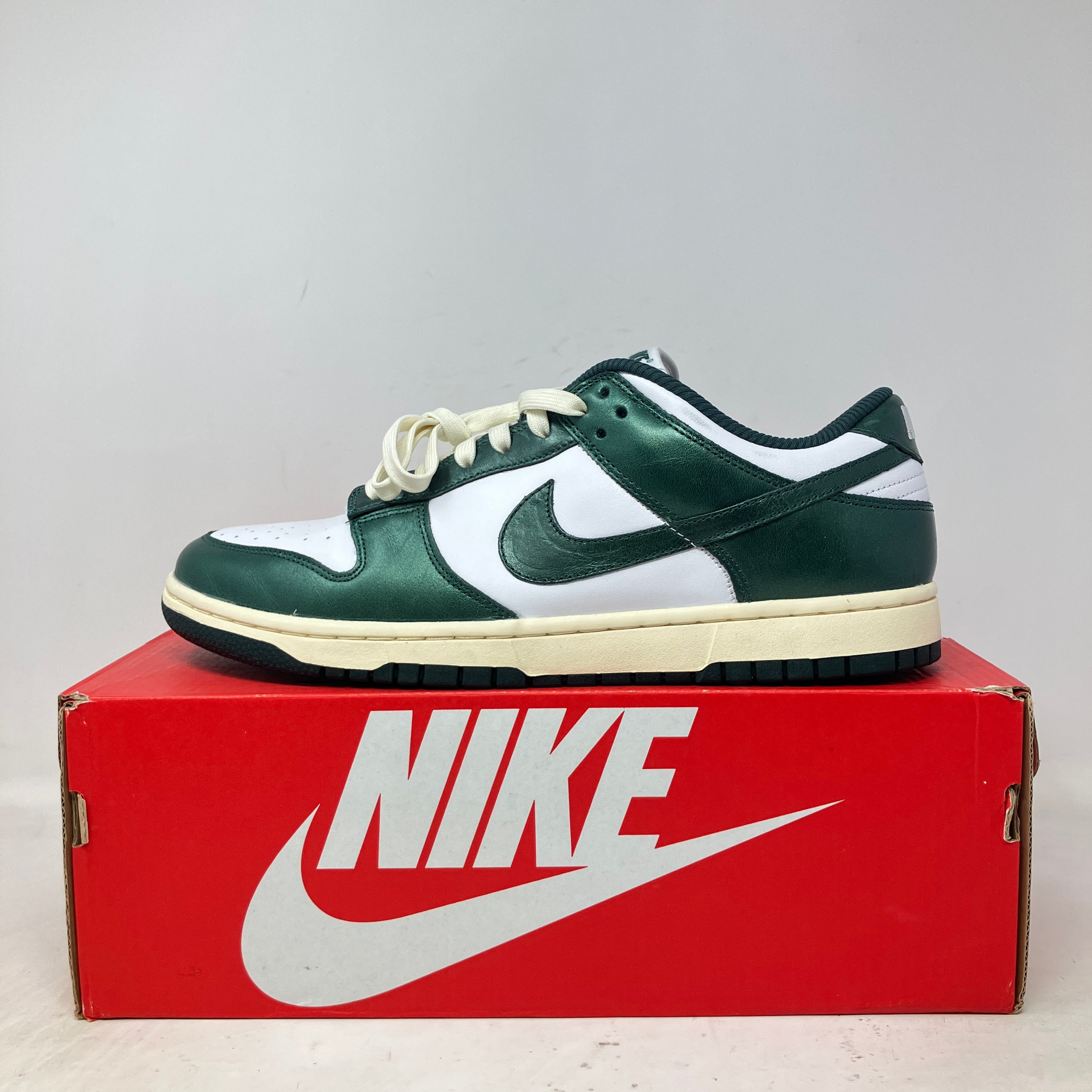 Nike Dunk Low Vintage Green (Women's)