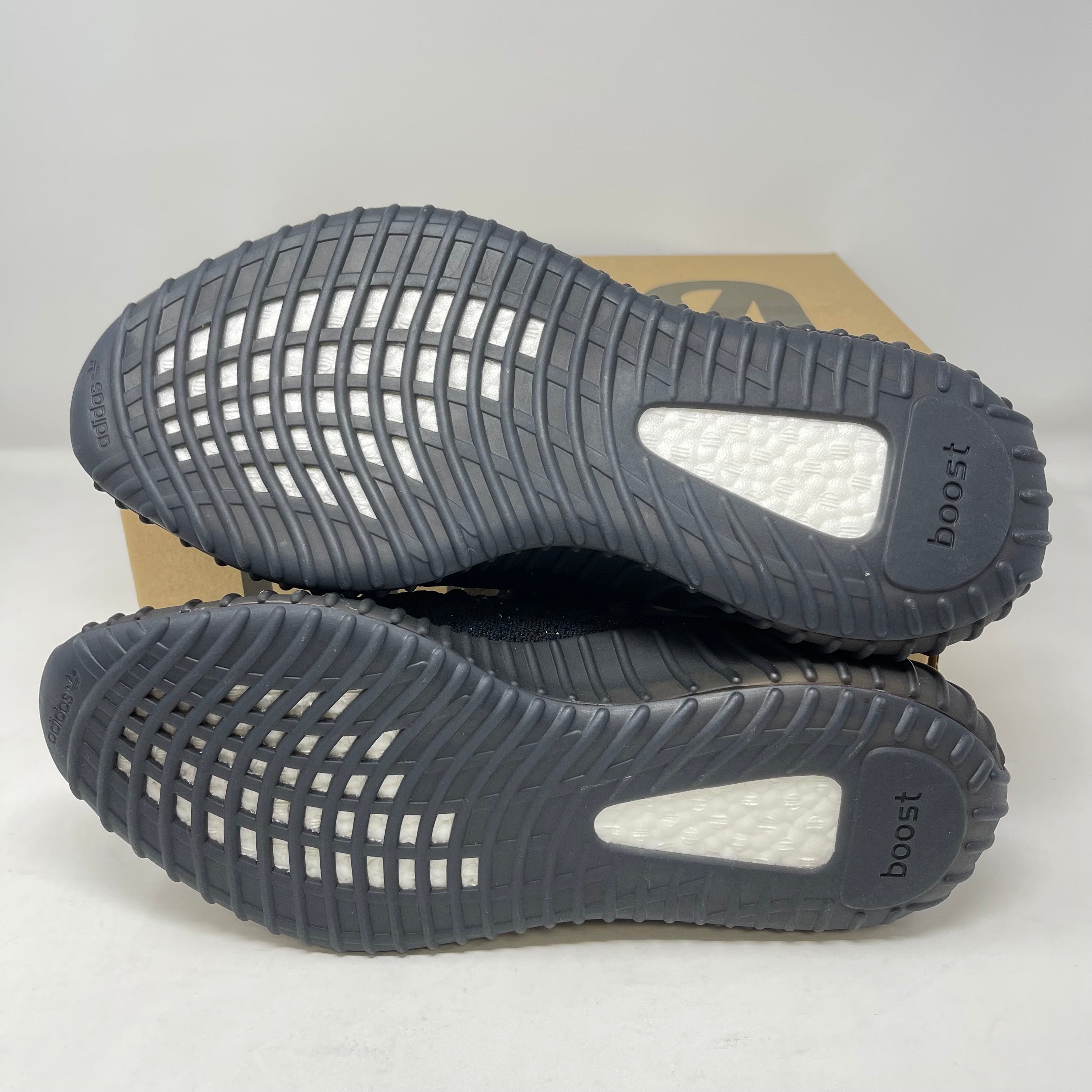 adidas Yeezy Boost 350 V2 Core Black White (2016/2022)