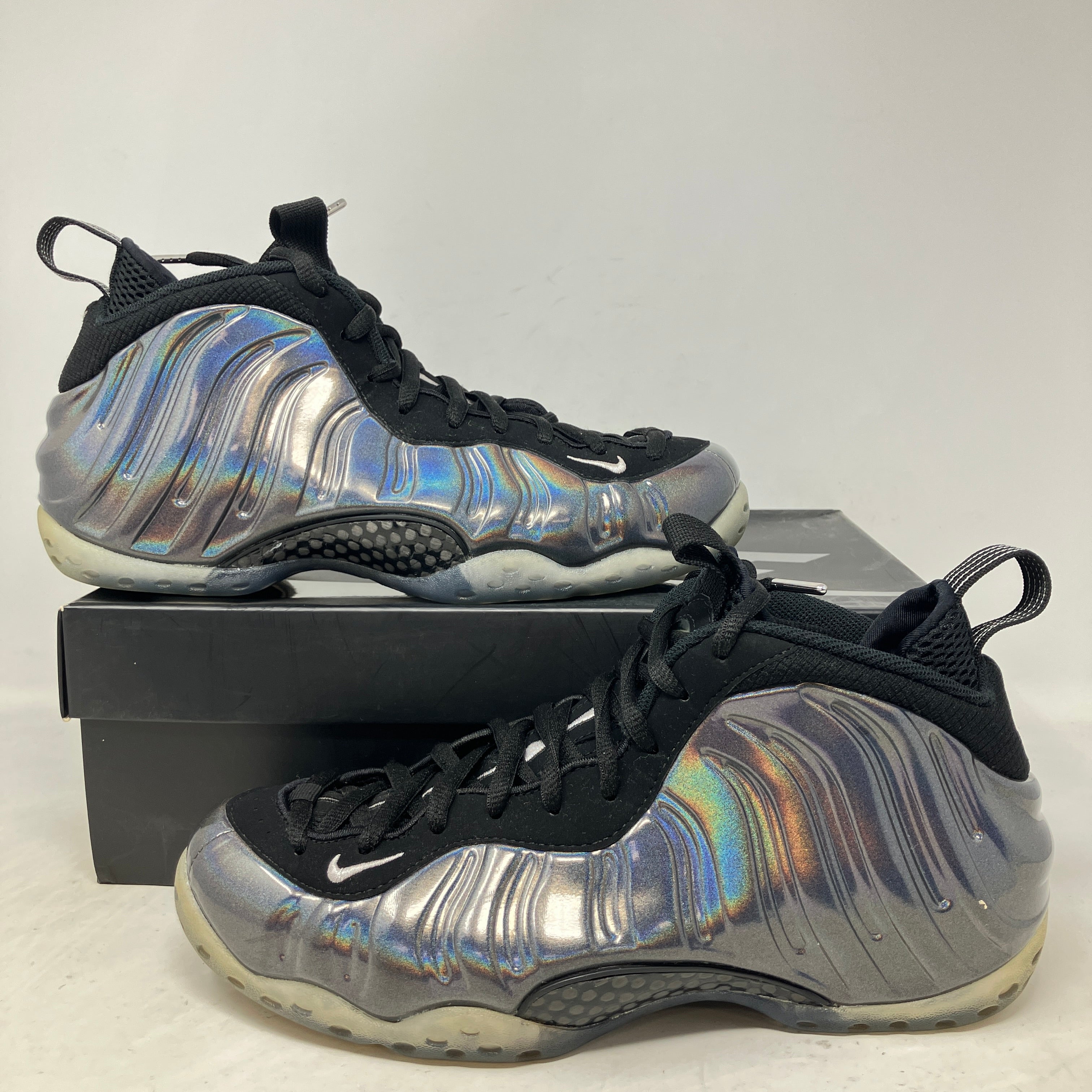 Nike Air Foamposite One Hologram