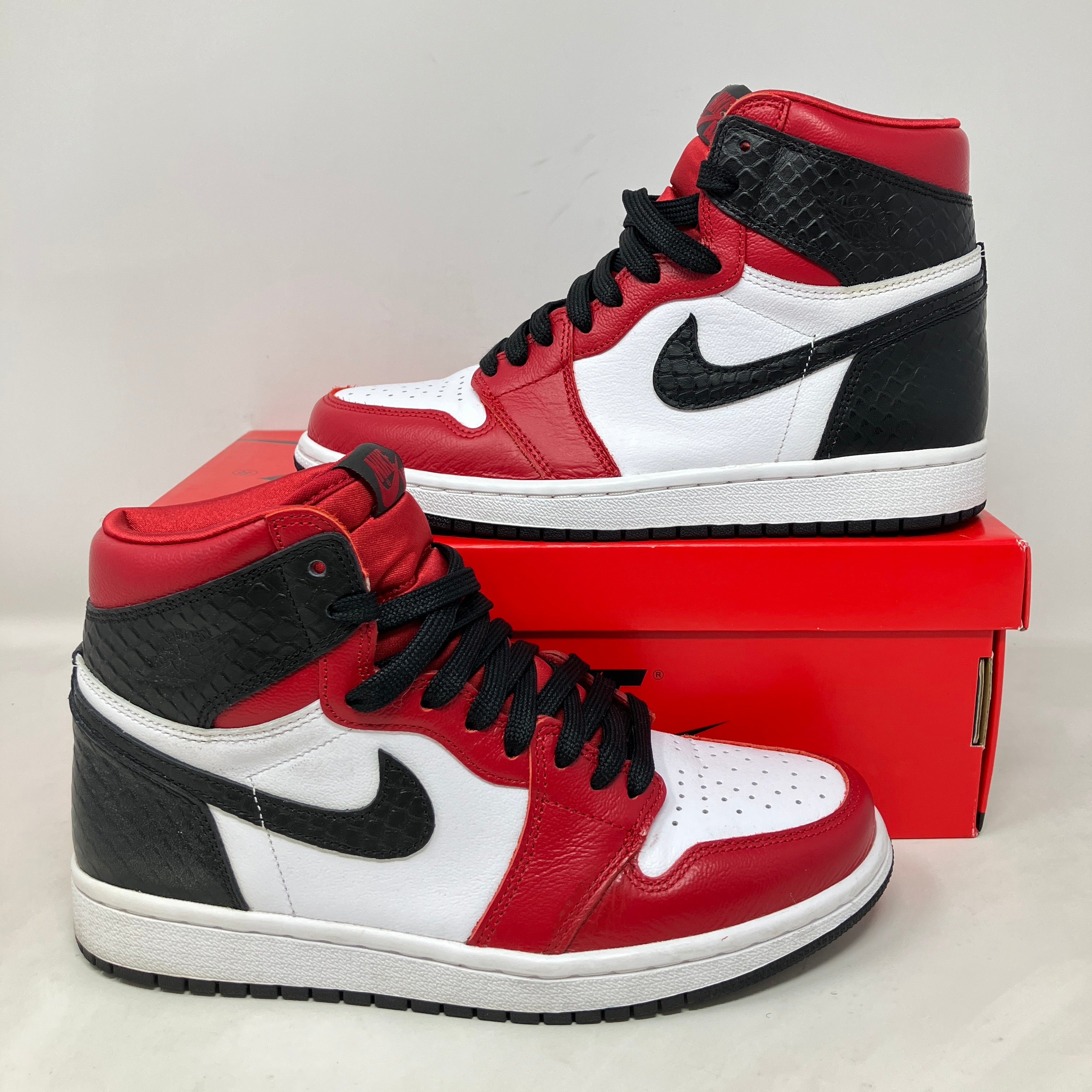 Jordan 1 Retro High Satin Snake Chicago (Women's)