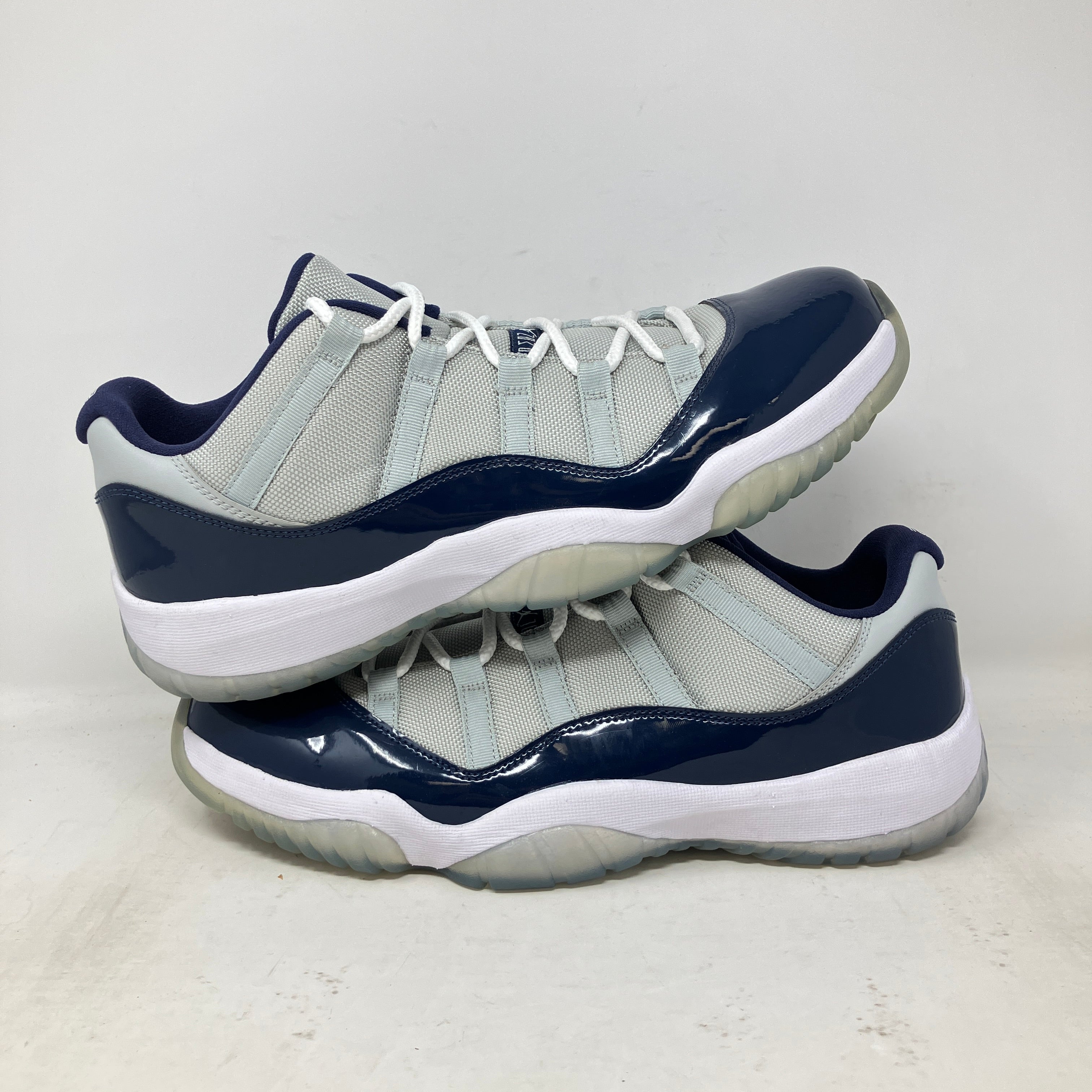 Jordan 11 Retro Low Georgetown