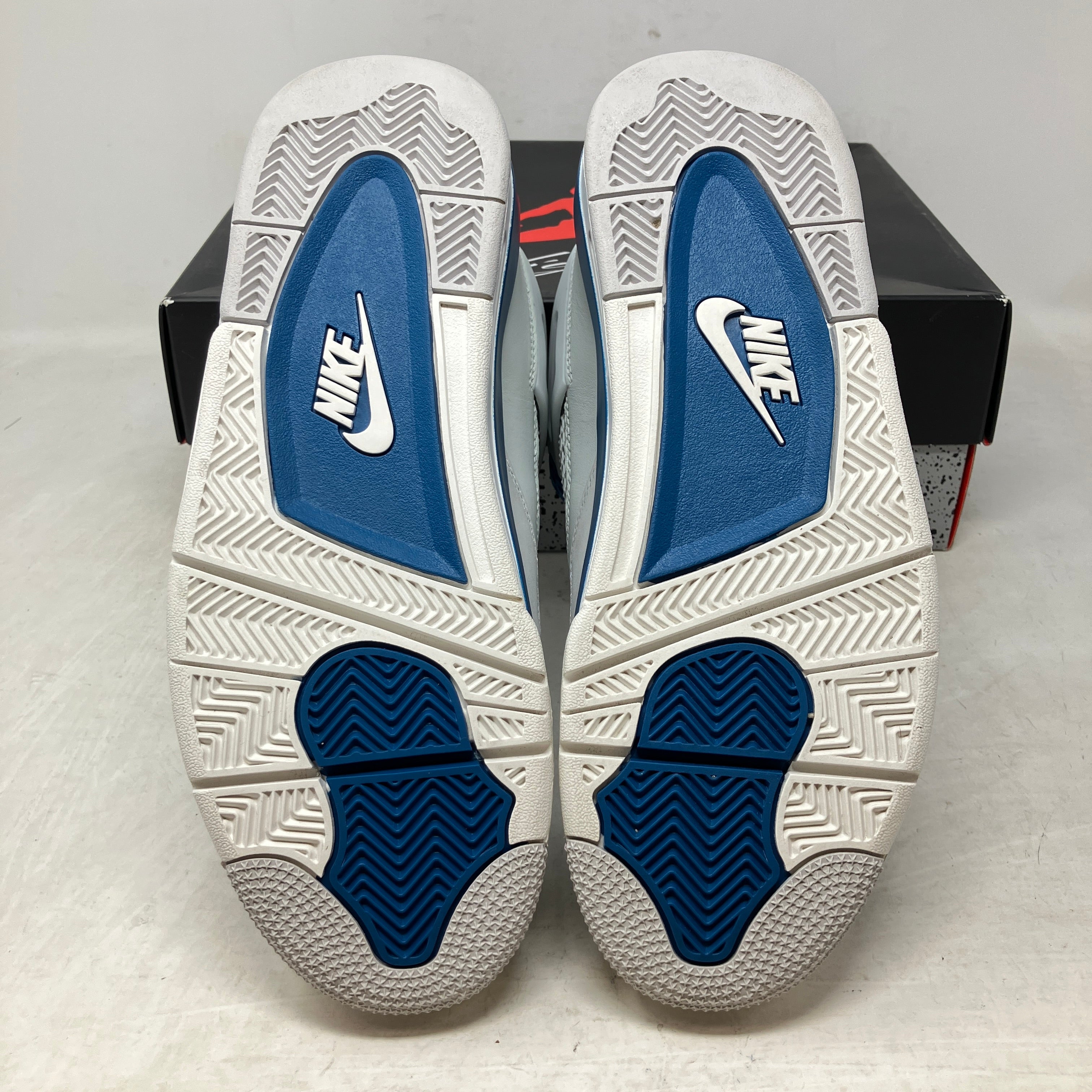 Jordan 4 Retro Military Blue (2024)