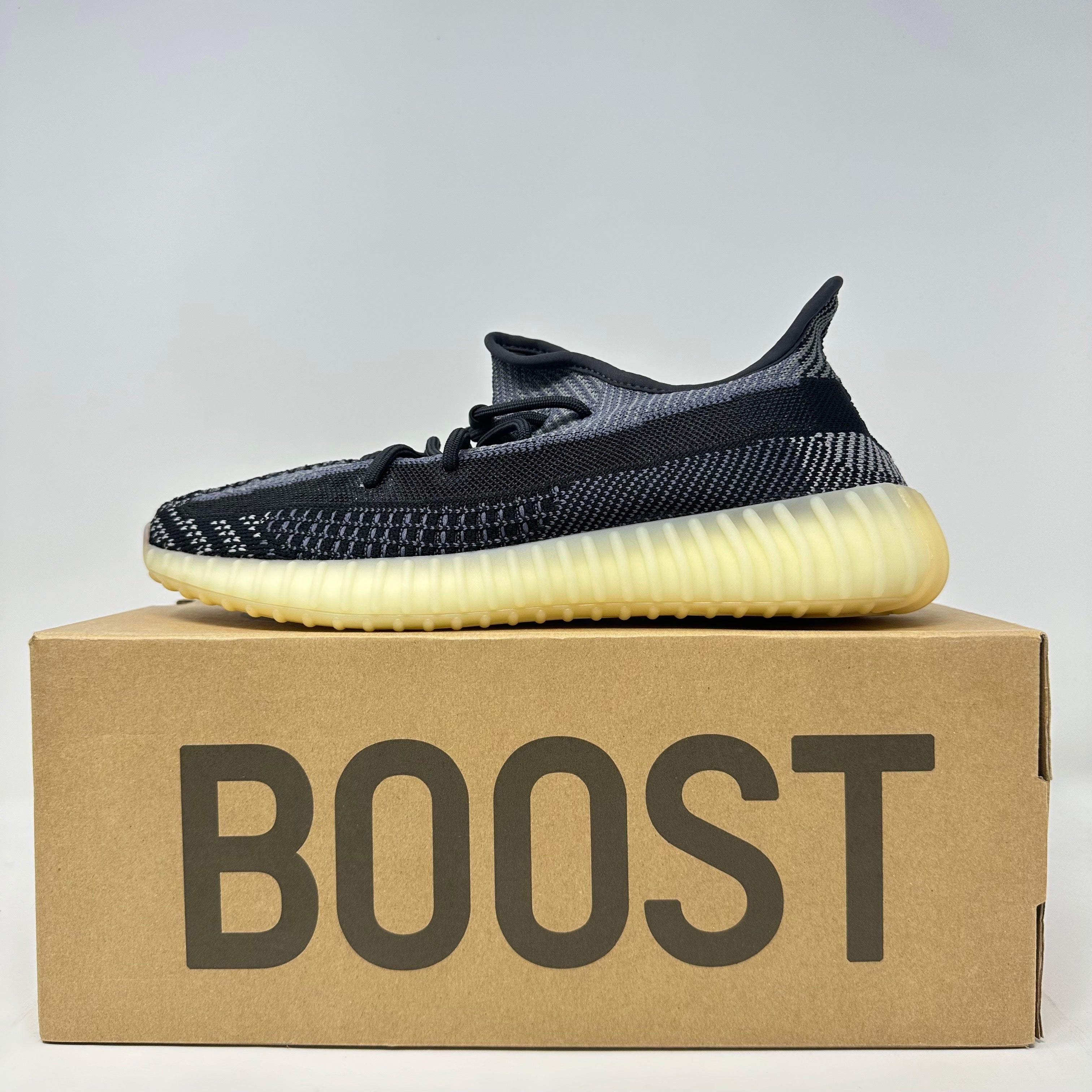 adidas Yeezy Boost 350 V2 Carbon