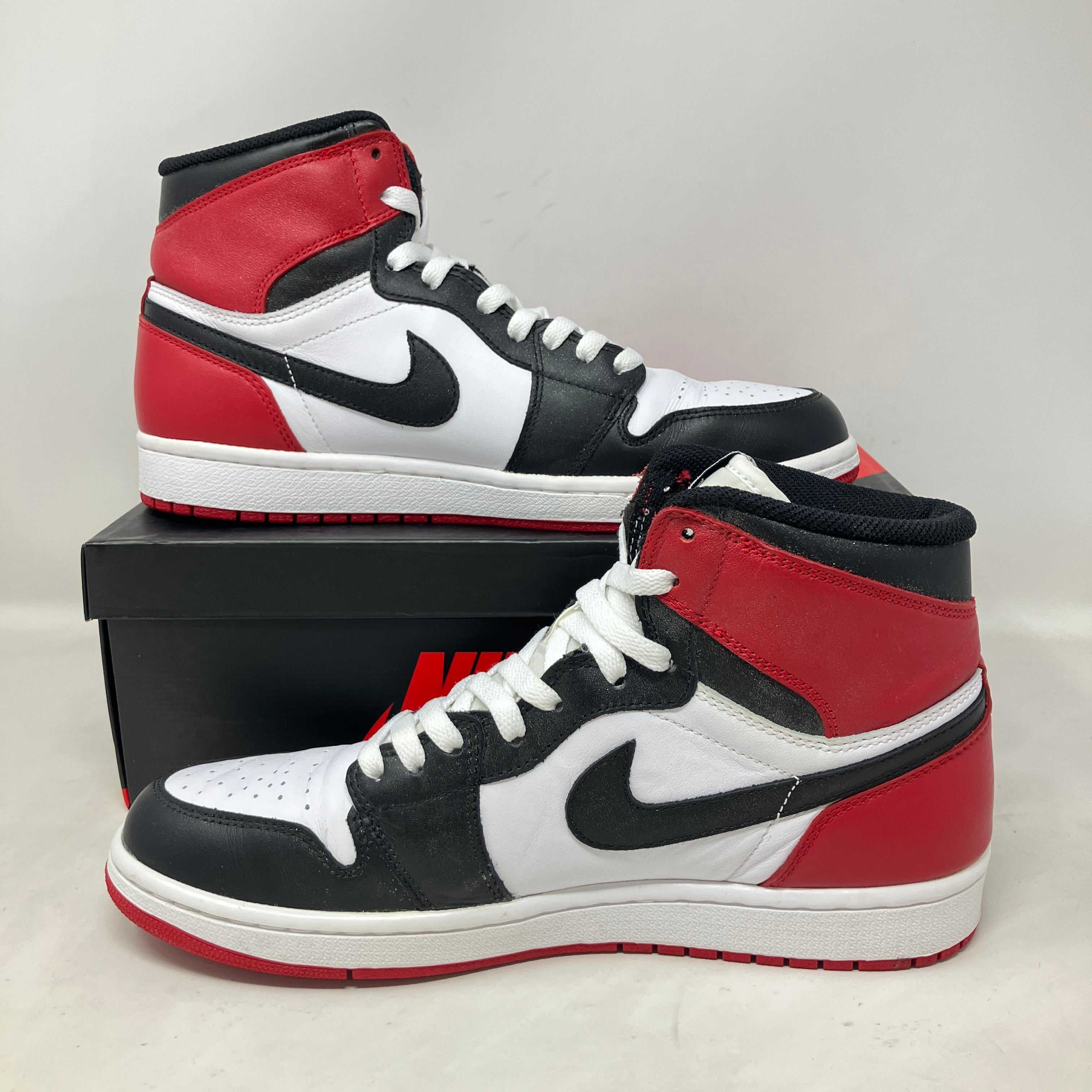 Jordan 1 Retro Black Toe (2013)