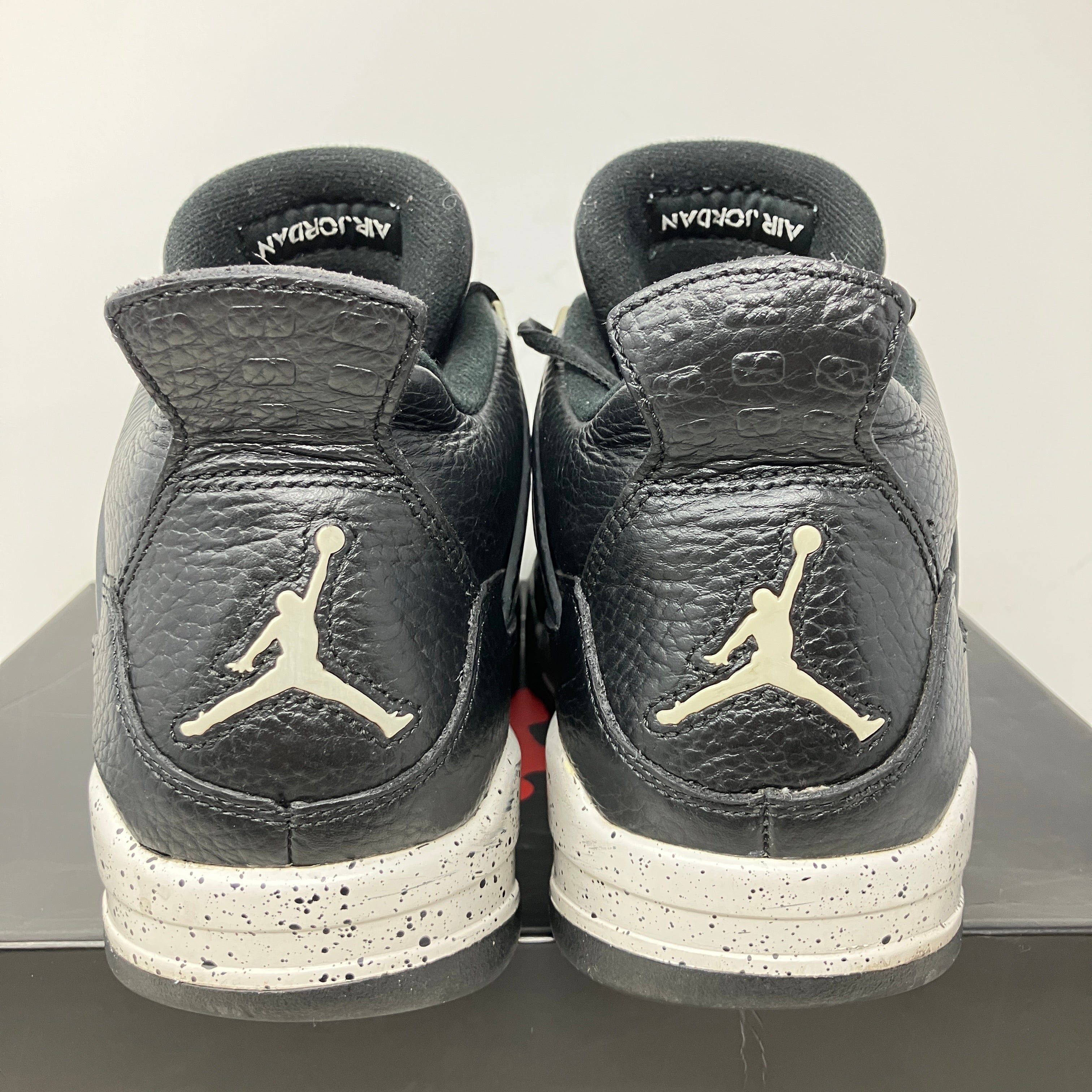 Jordan 4 Retro Oreo (2015)