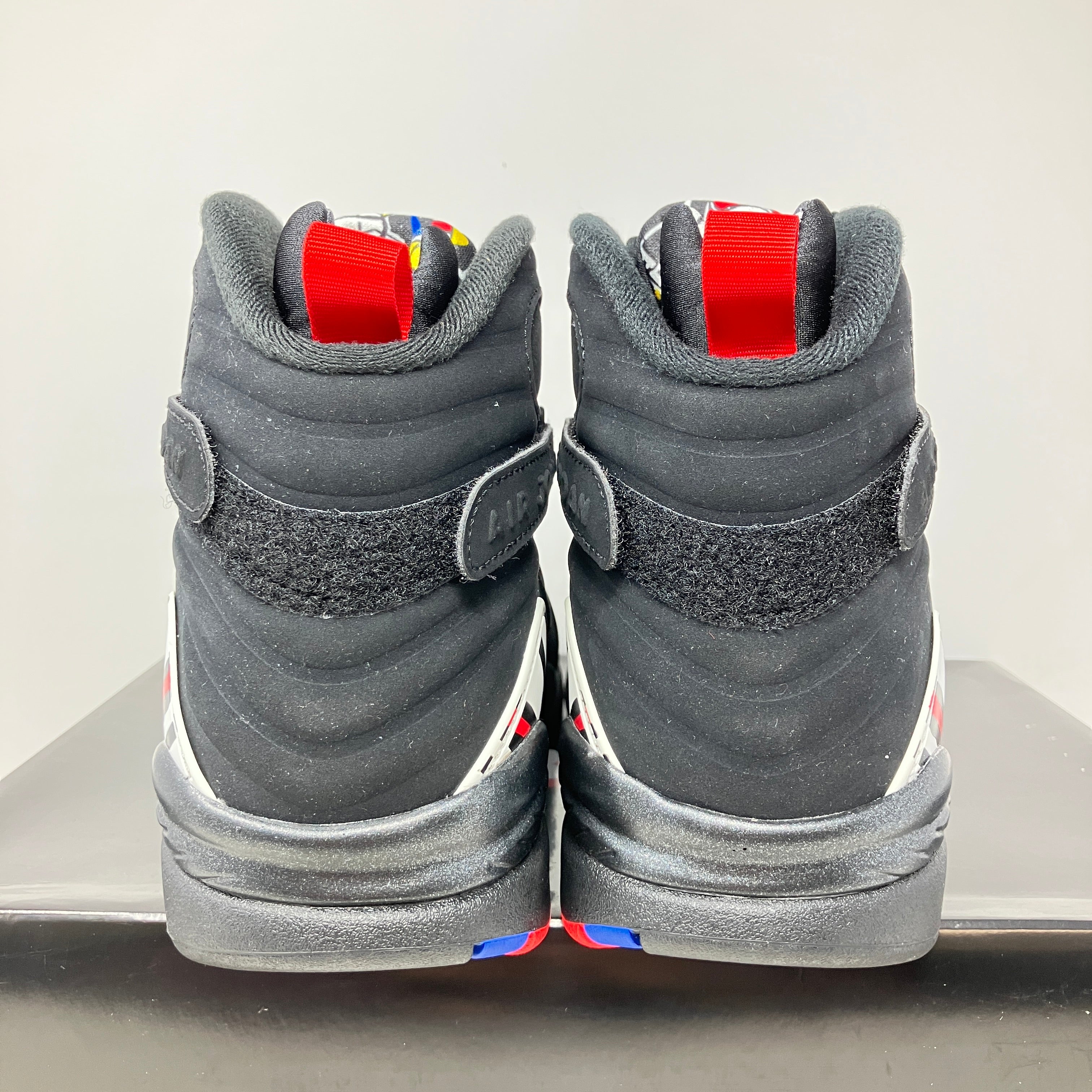Jordan 8 Retro Playoffs (2023)