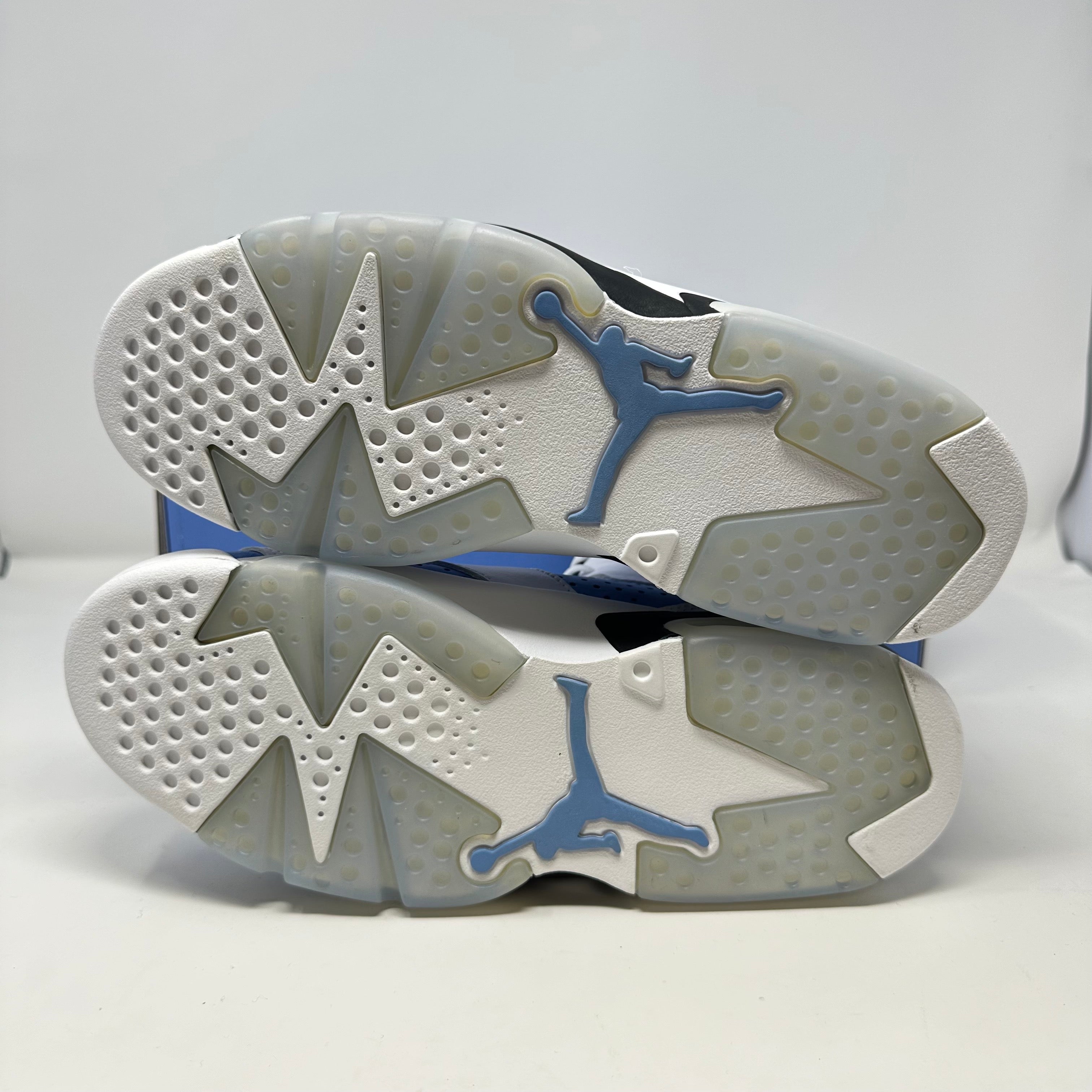 Jordan 6 Retro UNC White
