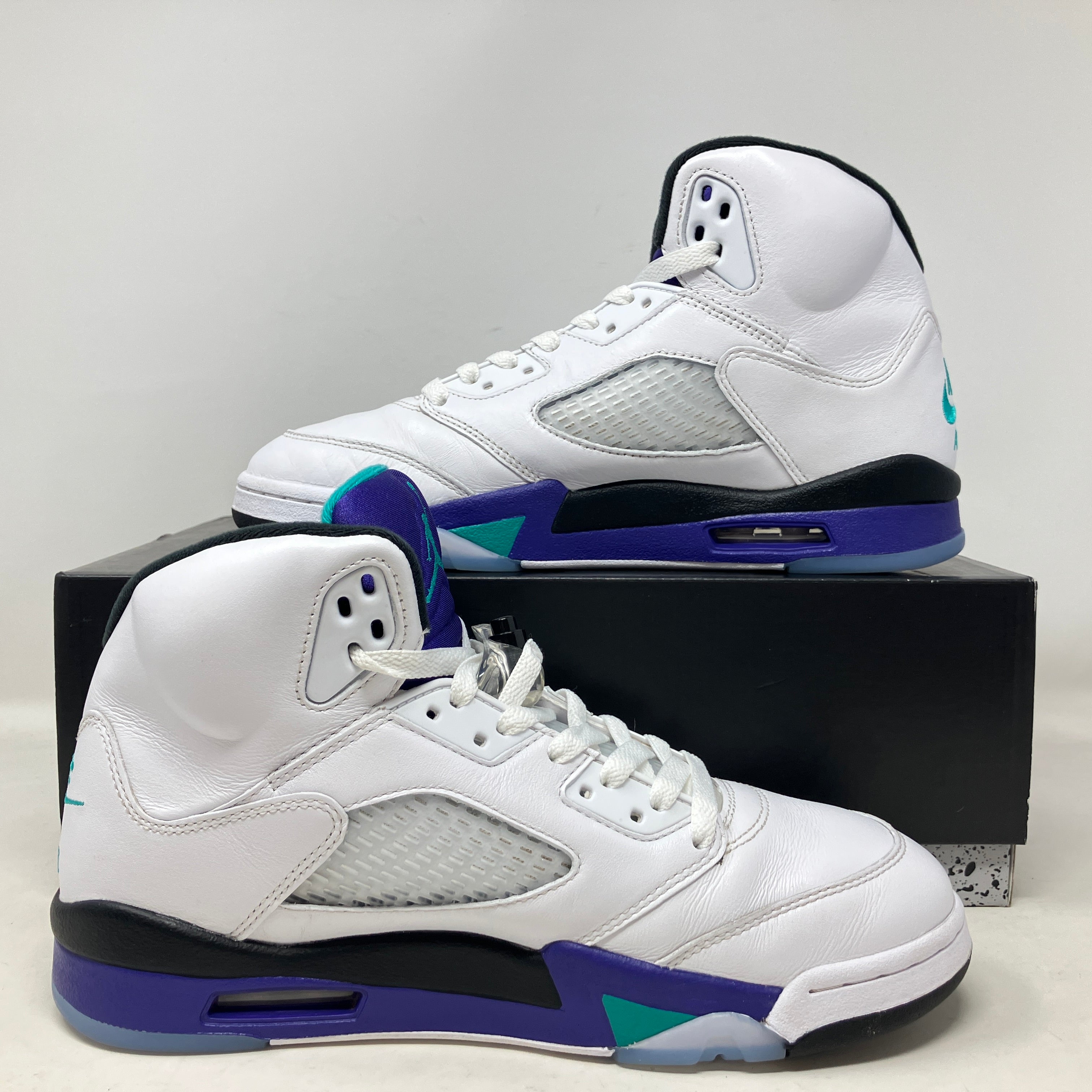 Jordan 5 Retro Grape (2025)