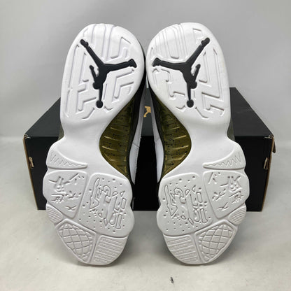 Jordan 9 Retro Statue