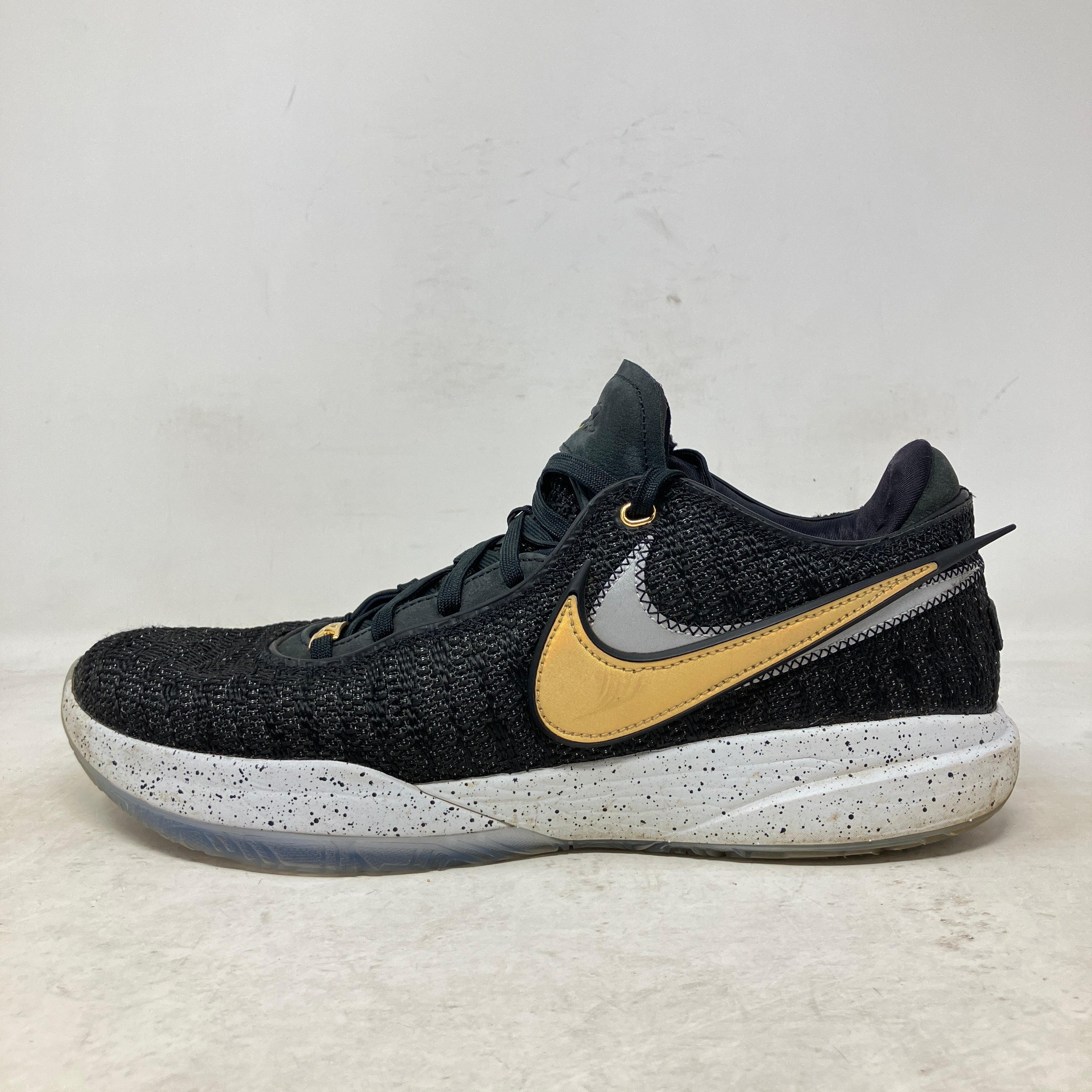 Nike LeBron 20 Black Metallic Gold