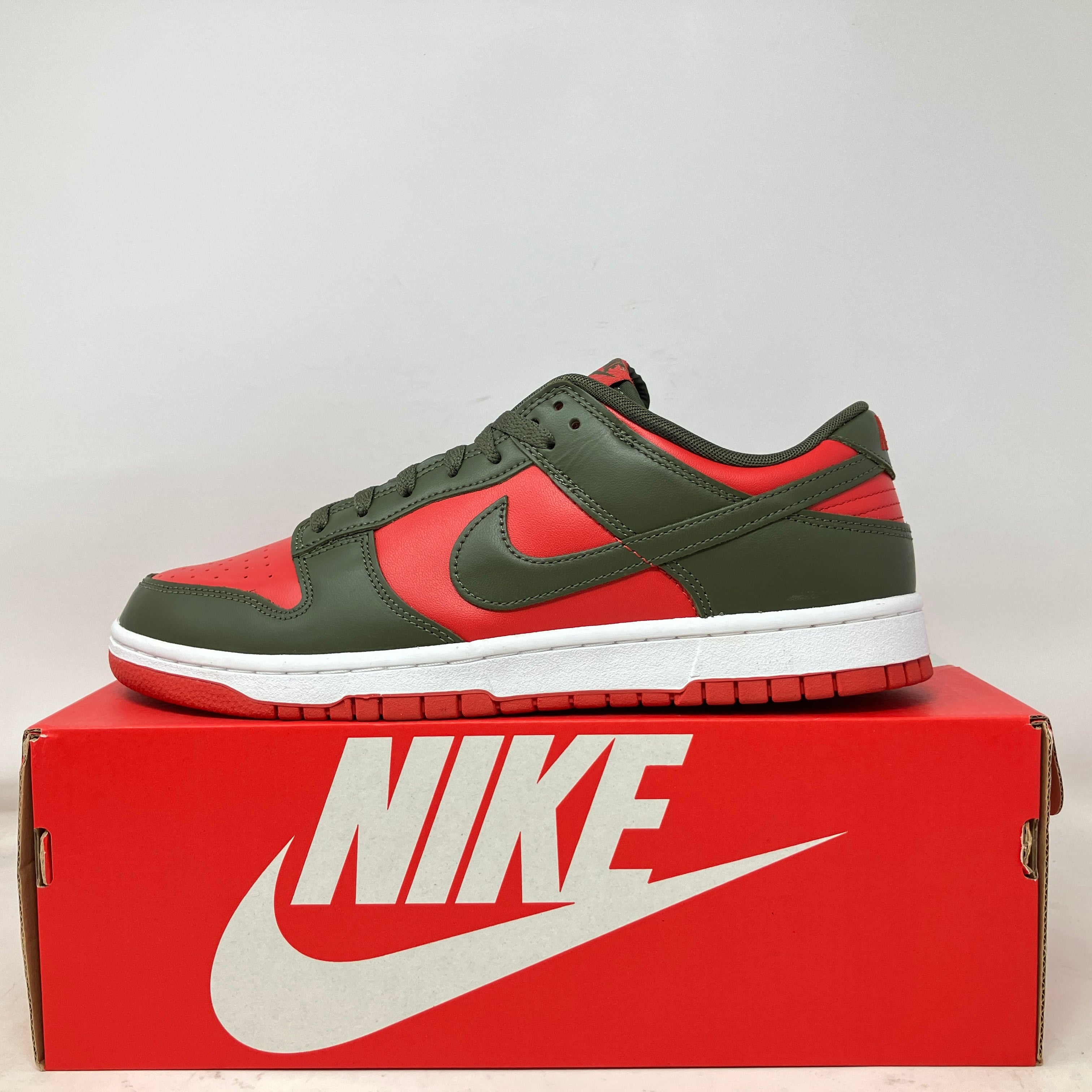 Nike Dunk Low Mystic Red Cargo Khaki