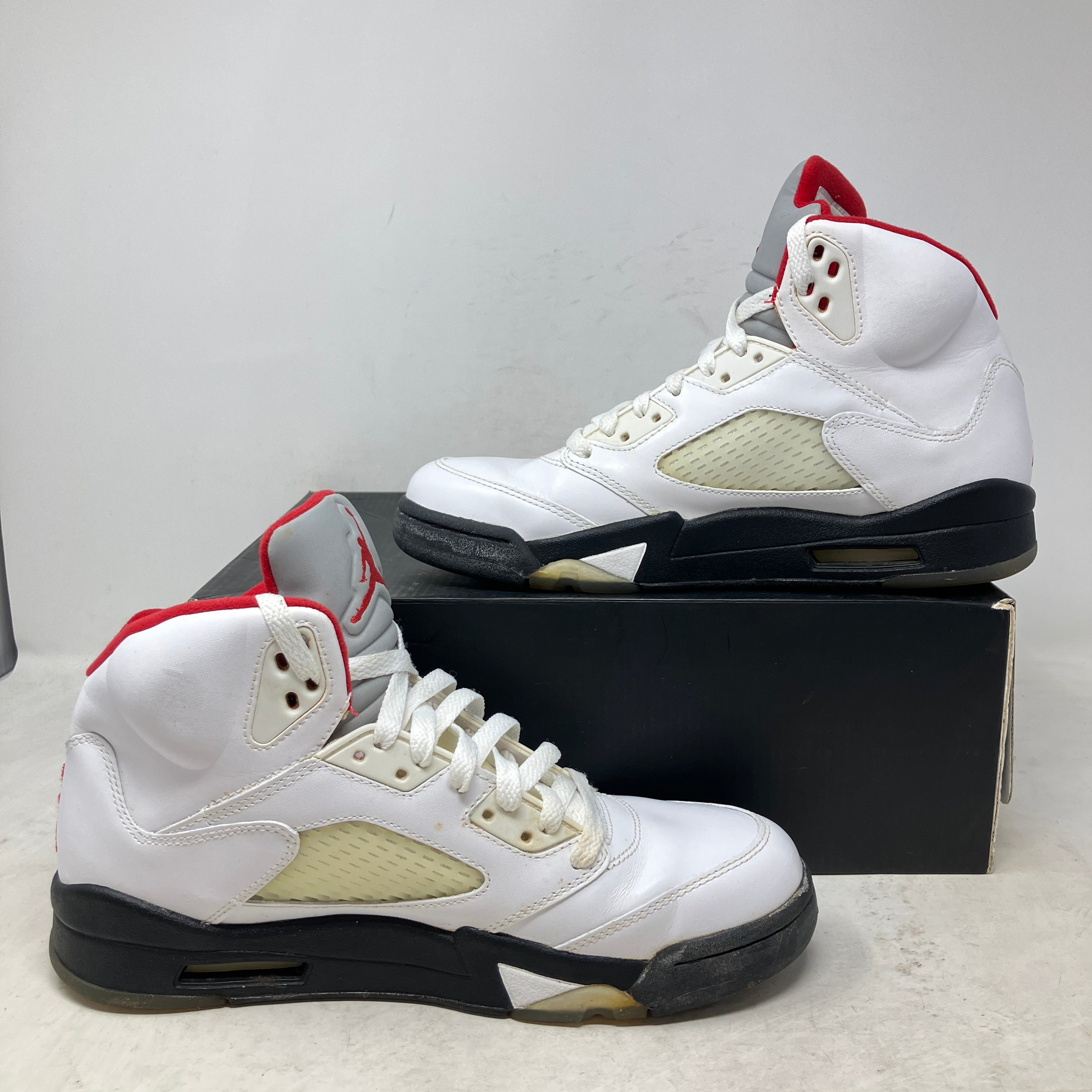 Jordan 5 Retro Fire Red (2013)