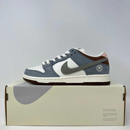 Nike SB Dunk Low Yuto Horigome sneakers in gray, white, and brown on box, brand new with accessories