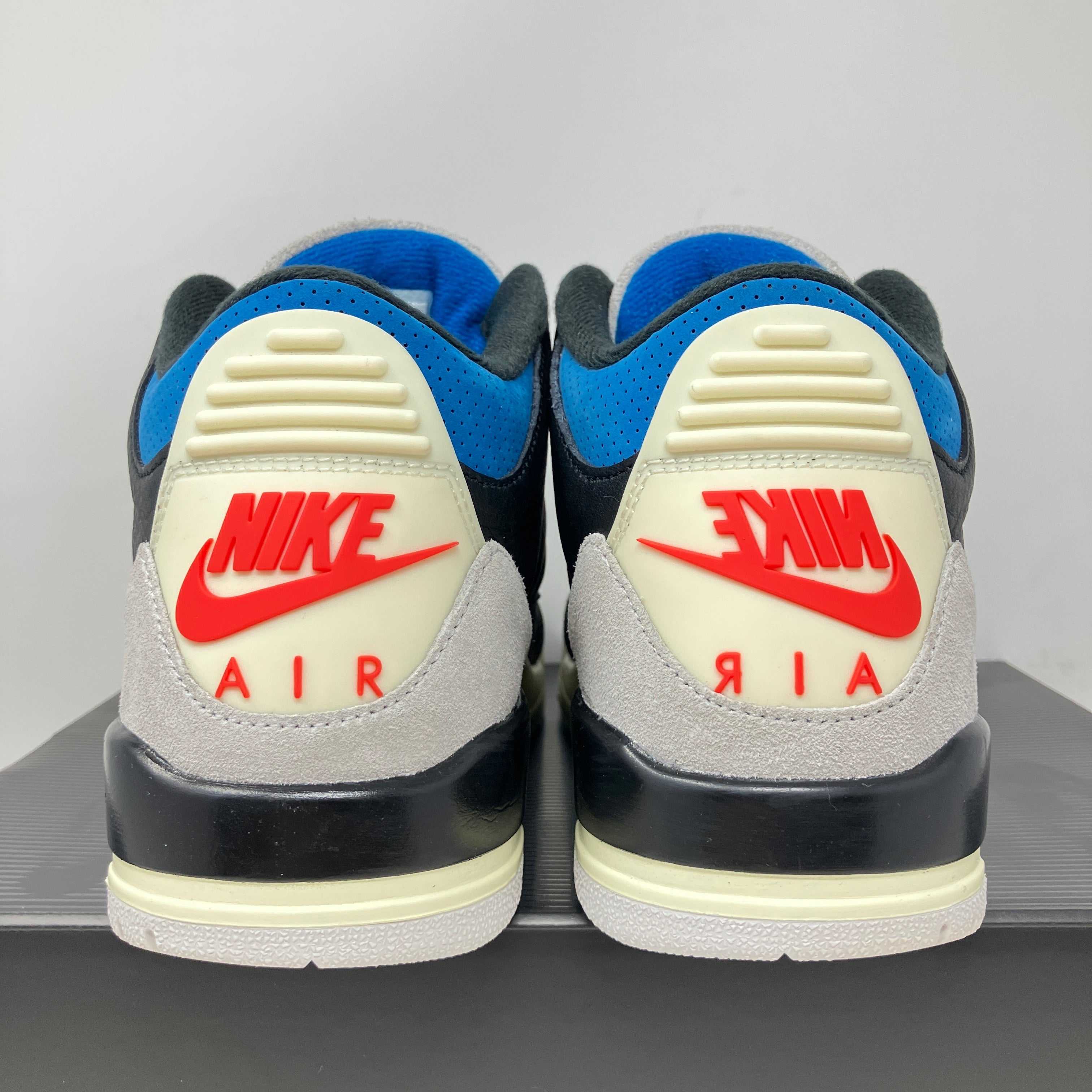 Jordan 3 Retro OG Rare Air