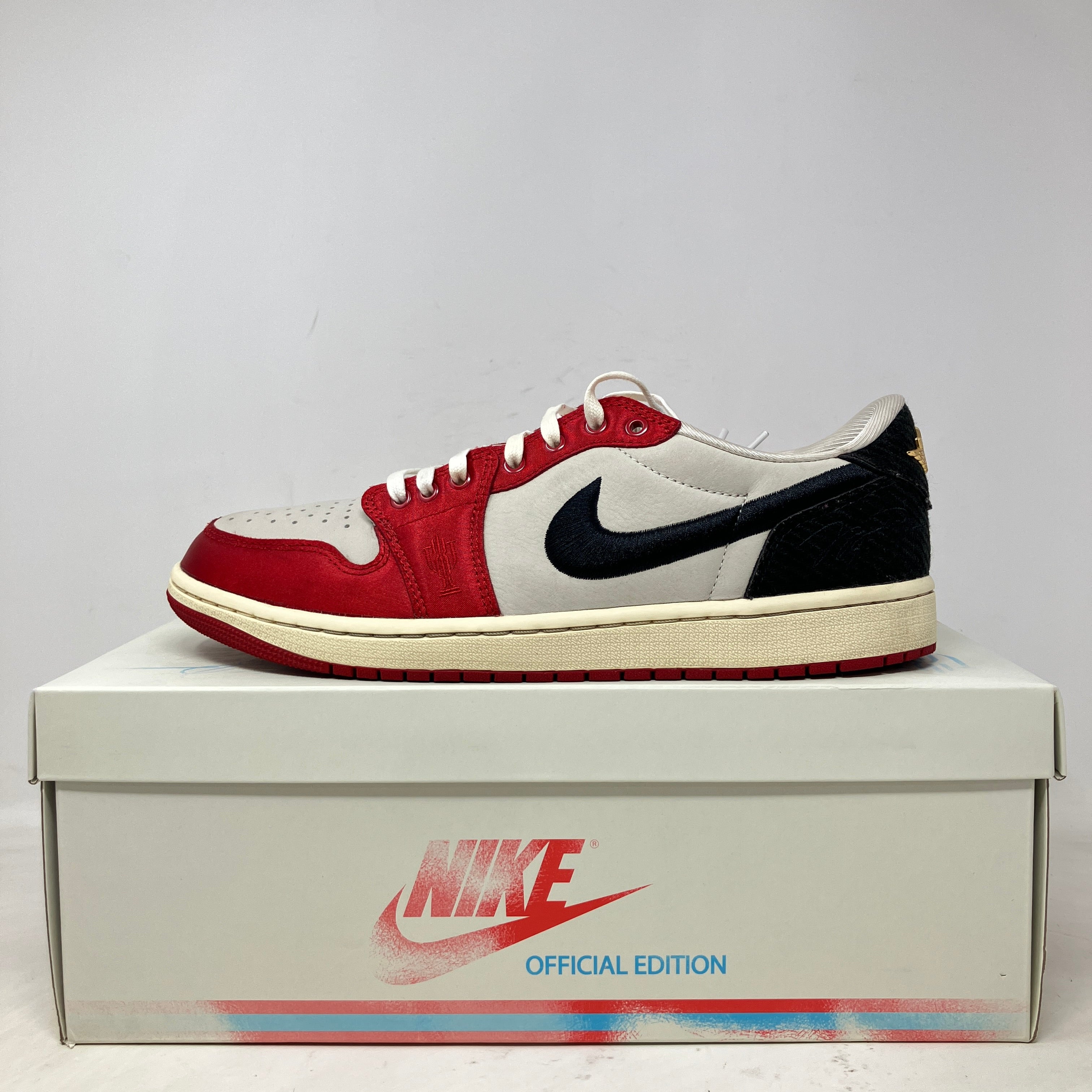 Jordan 1 Retro Low OG Trophy Room Rookie Card Away