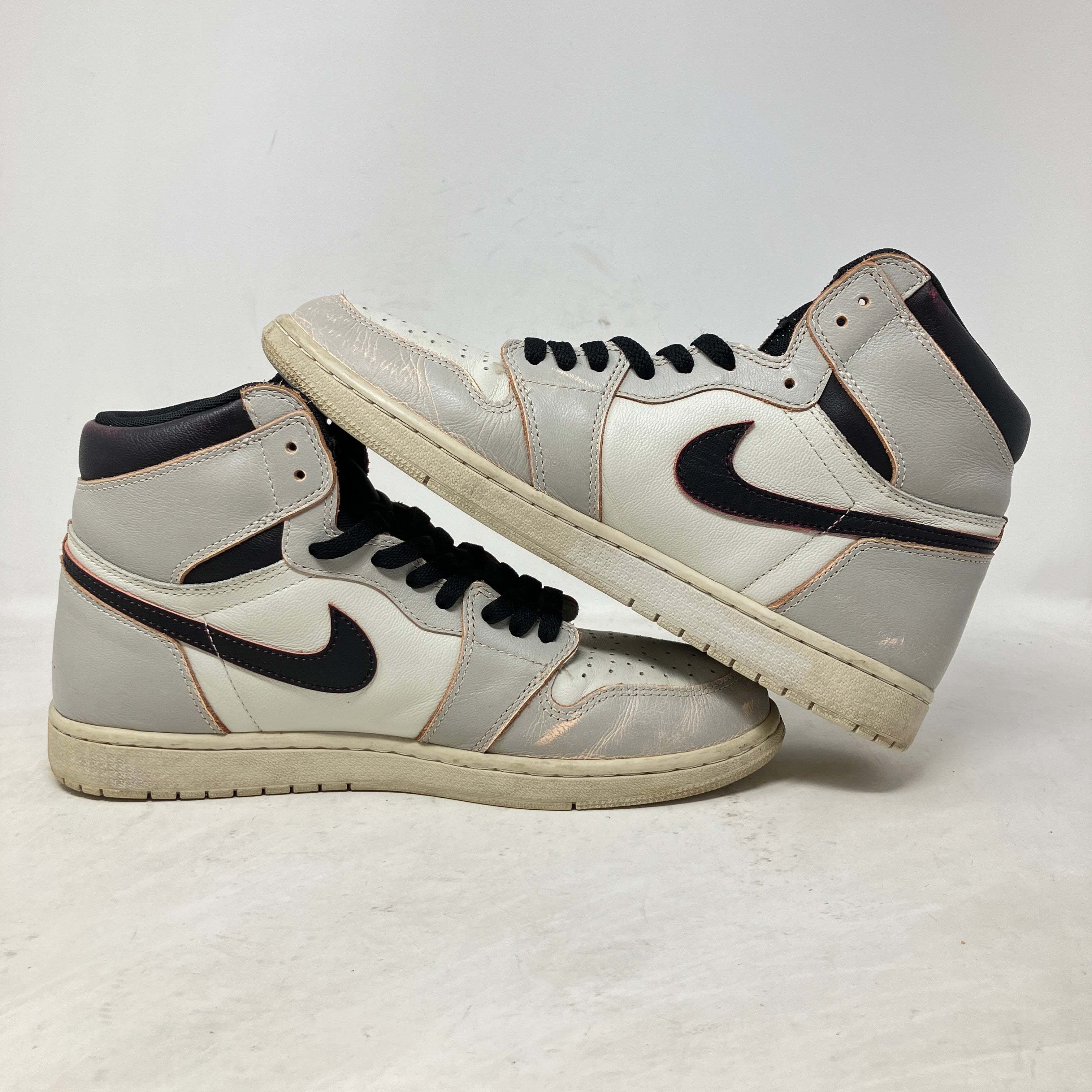 Jordan 1 Retro High OG Defiant SB NYC to Paris