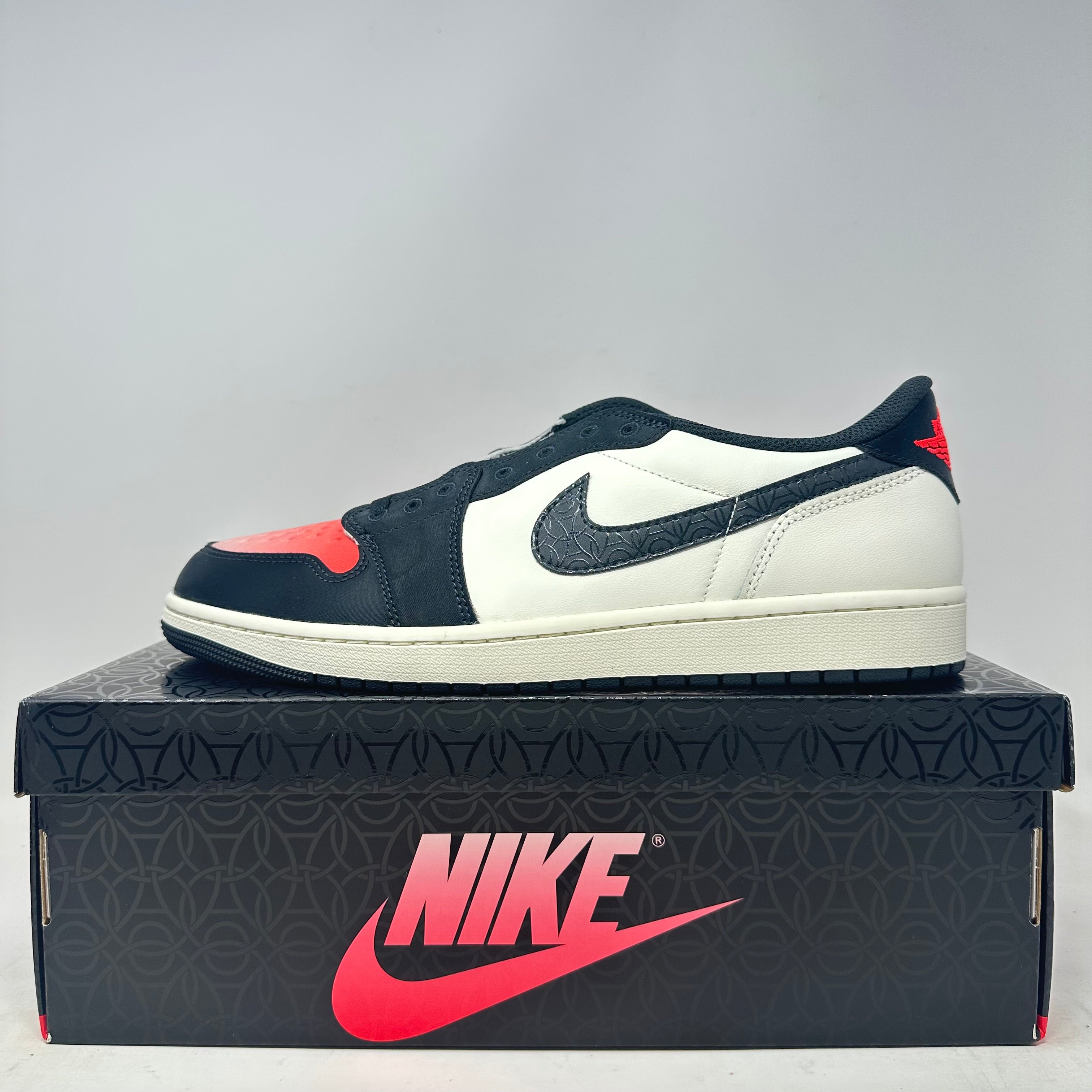 Jordan 1 Retro Low OG PSG Paris Saint-Germain