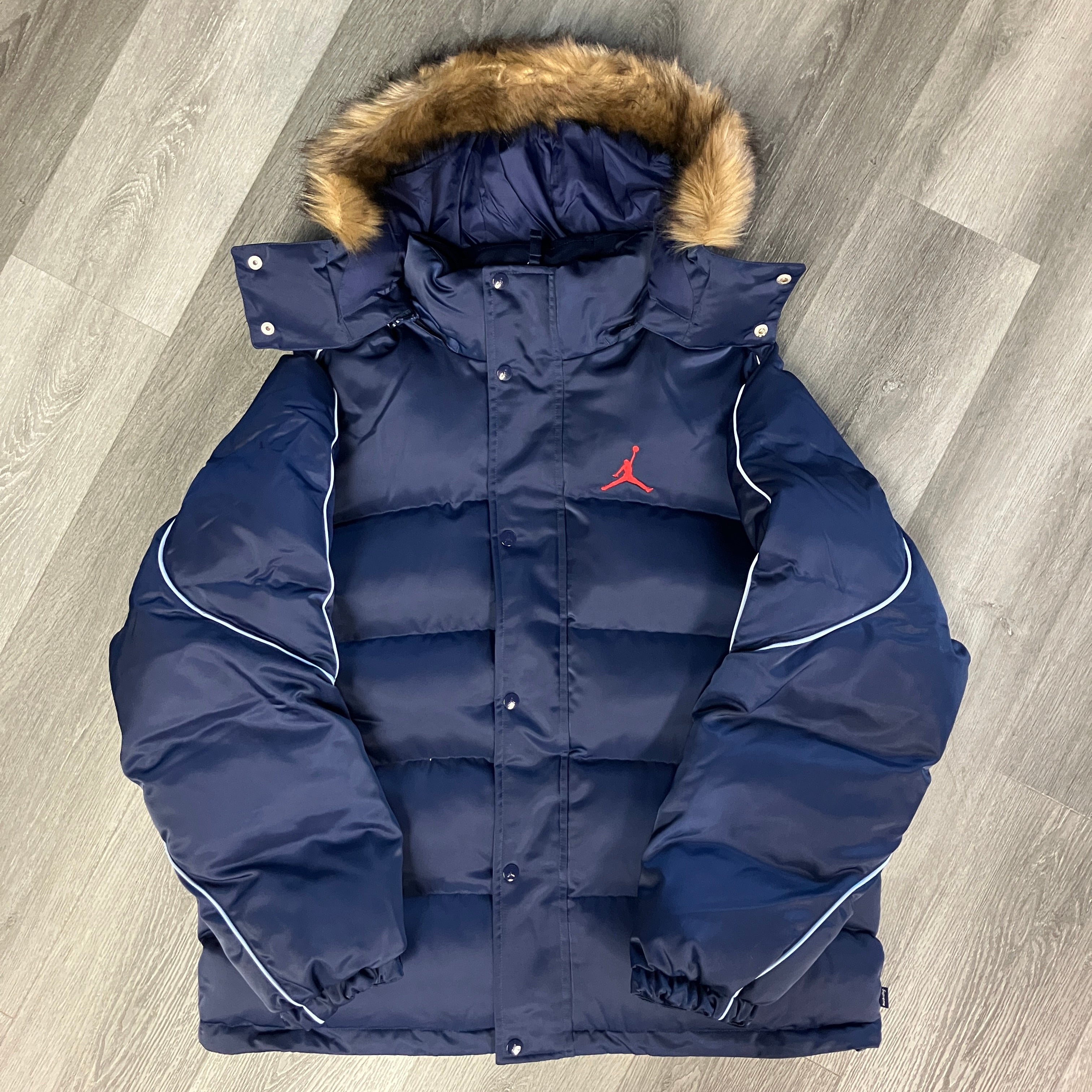 Supreme Jordan Puffer Jacket Navy