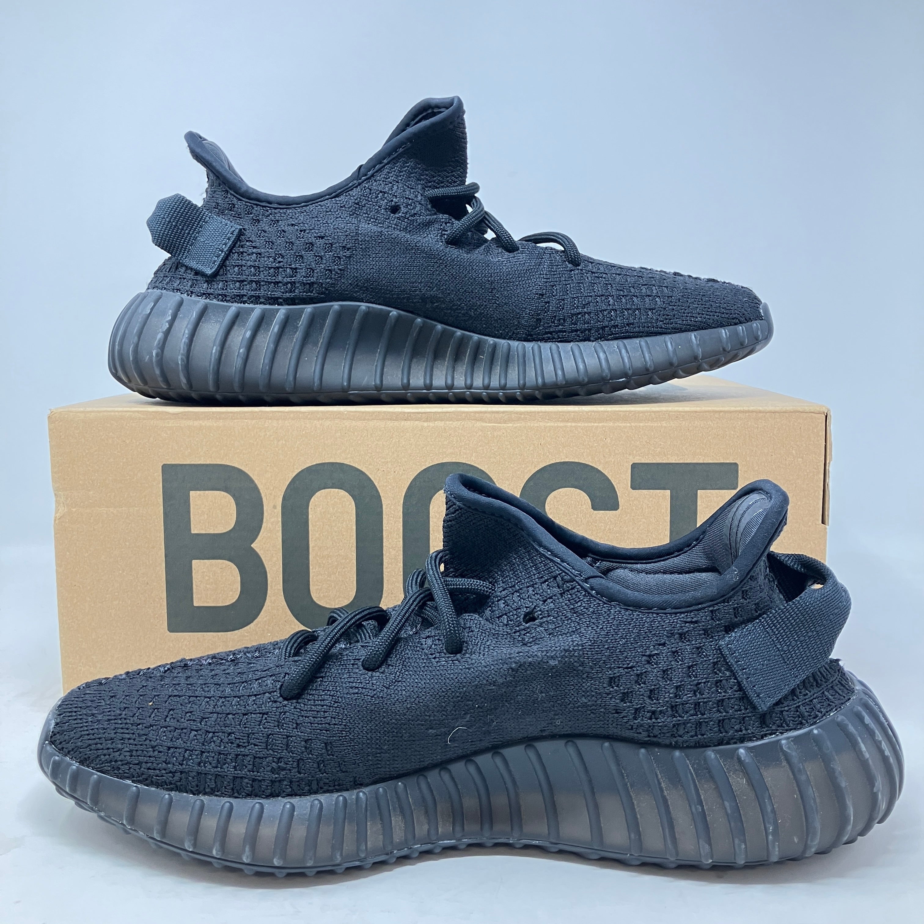 adidas Yeezy Boost 350 V2 Onyx (2022/2023)