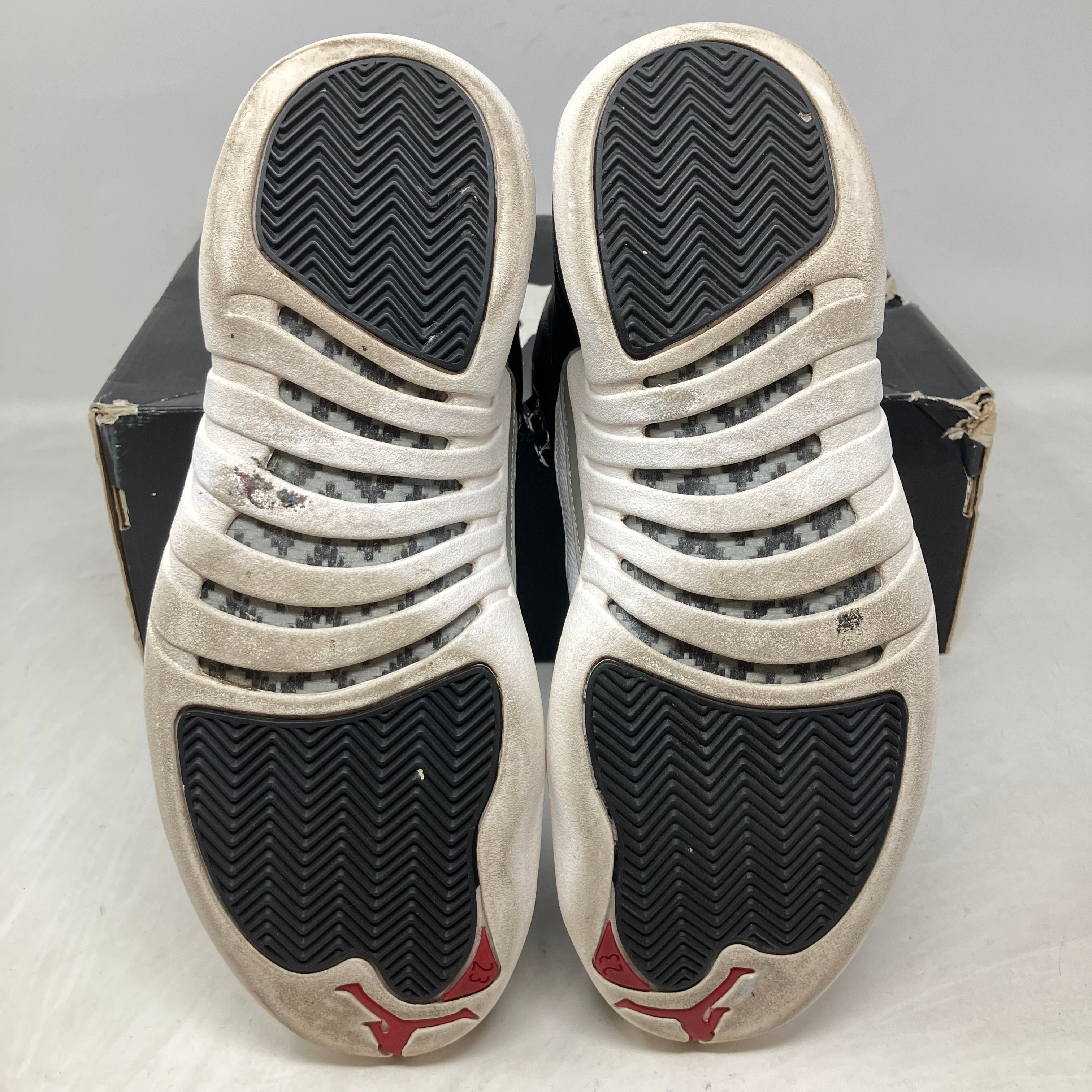Jordan 12 Retro Playoffs (2012)