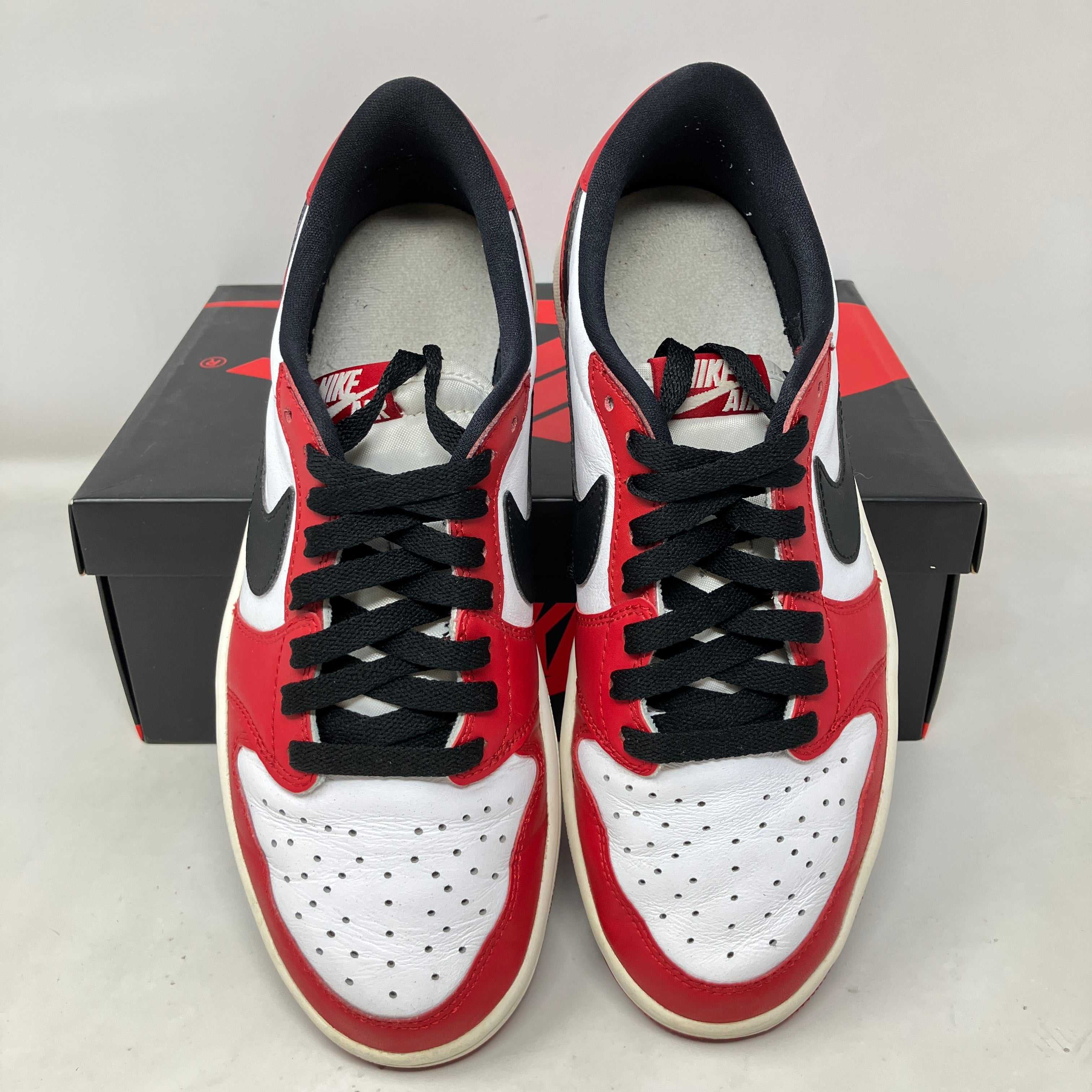 Jordan 1 Retro Low Chicago (2016)