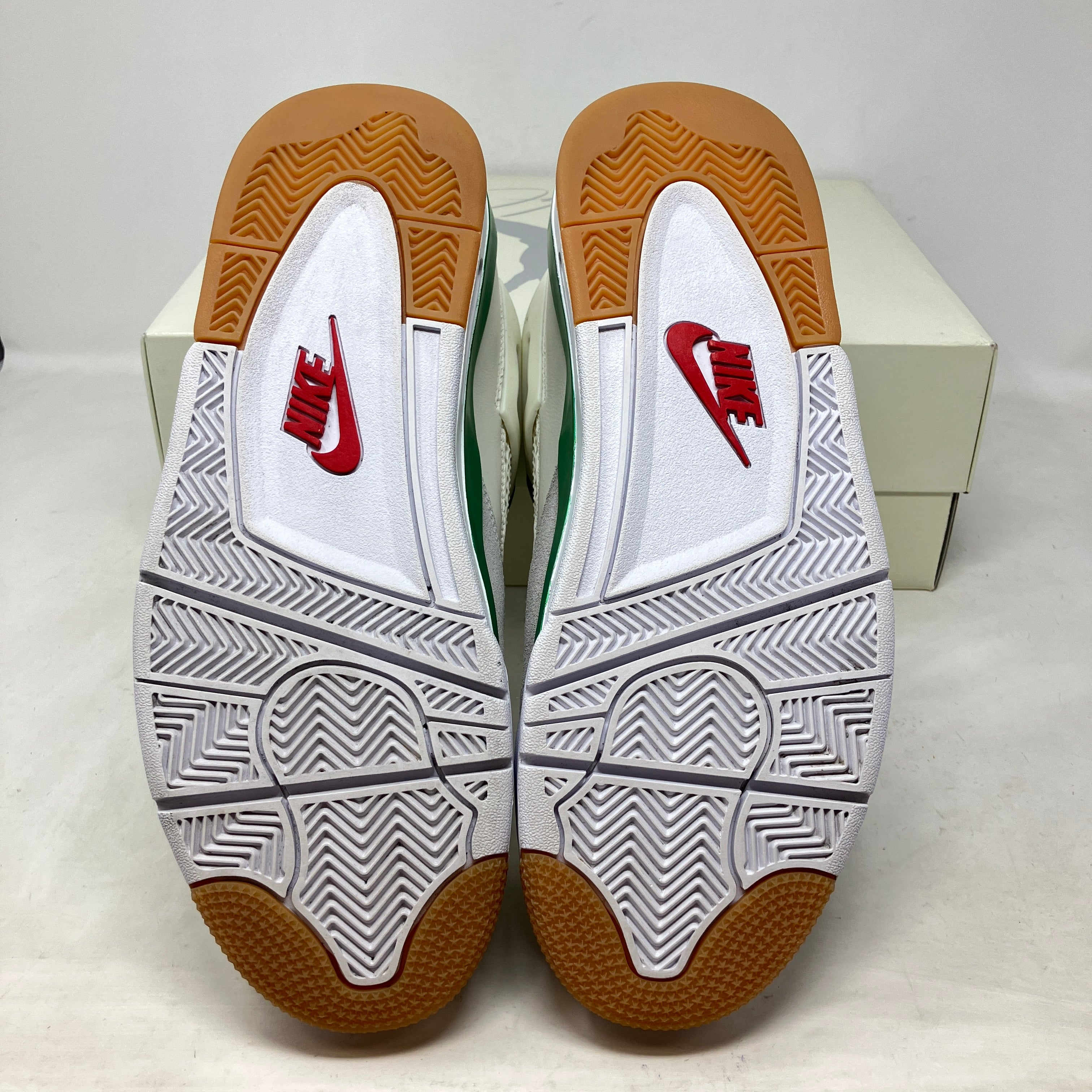 Jordan 4 Retro SB Pine Green