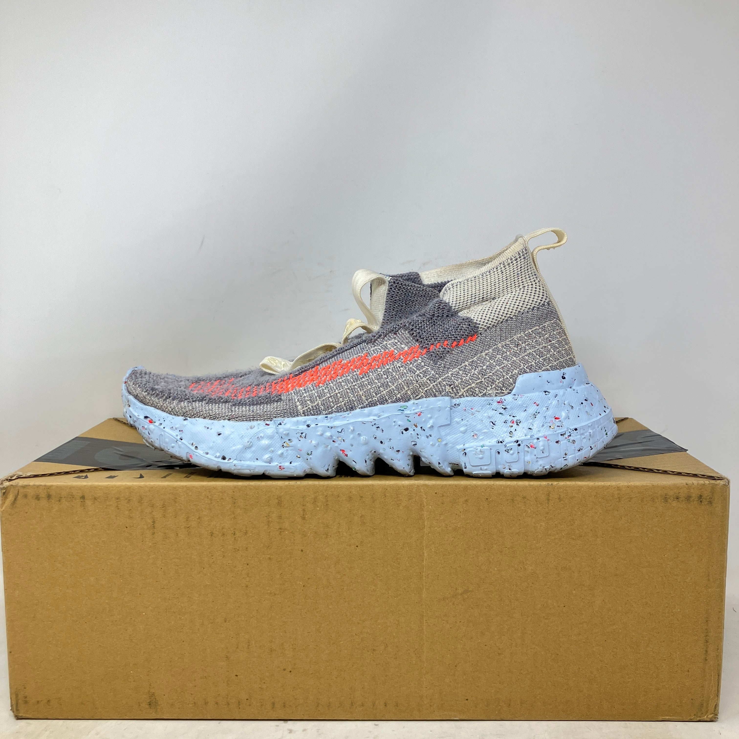 Nike Space Hippie 02 Vast Grey Hyper Crimson