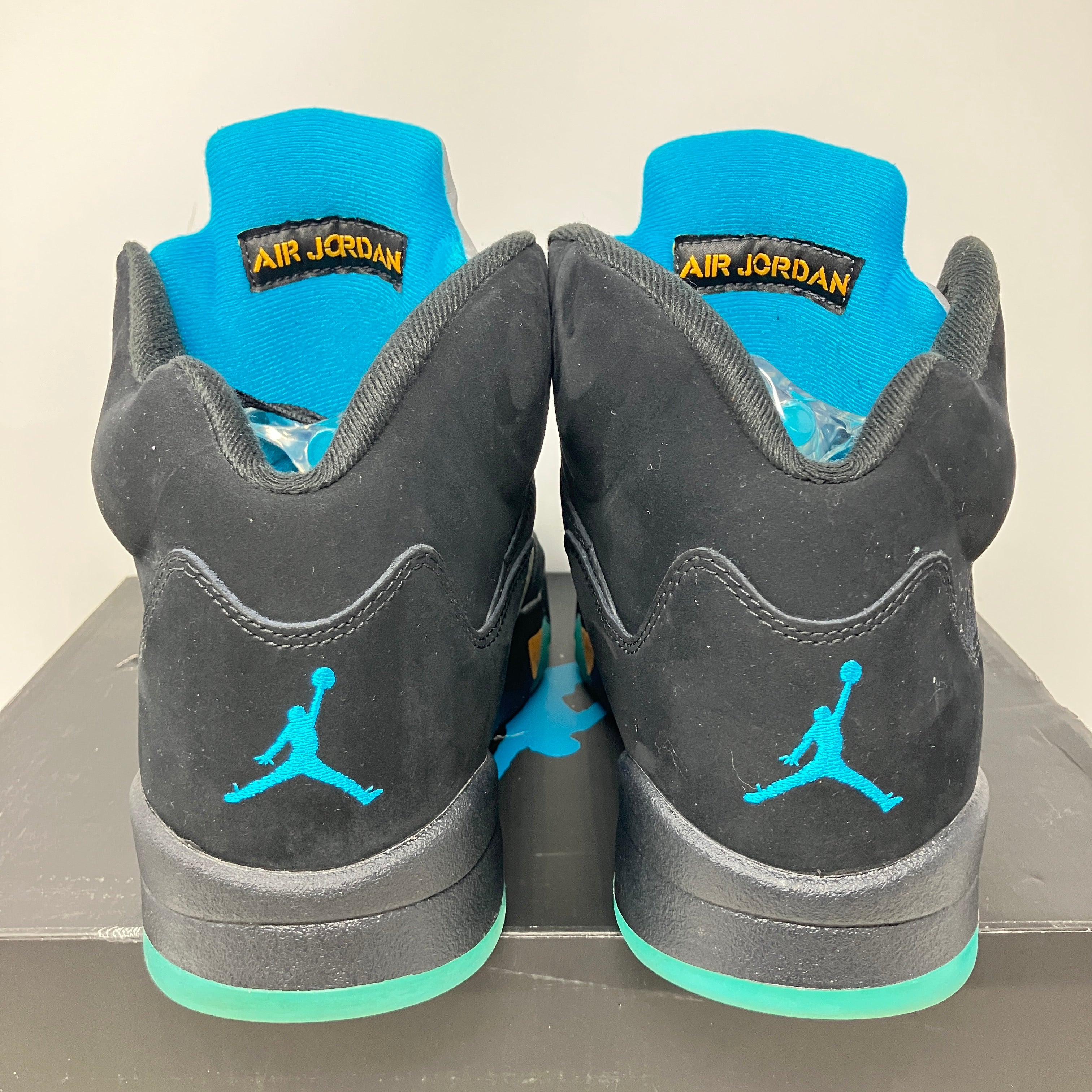 Jordan 5 Retro Aqua