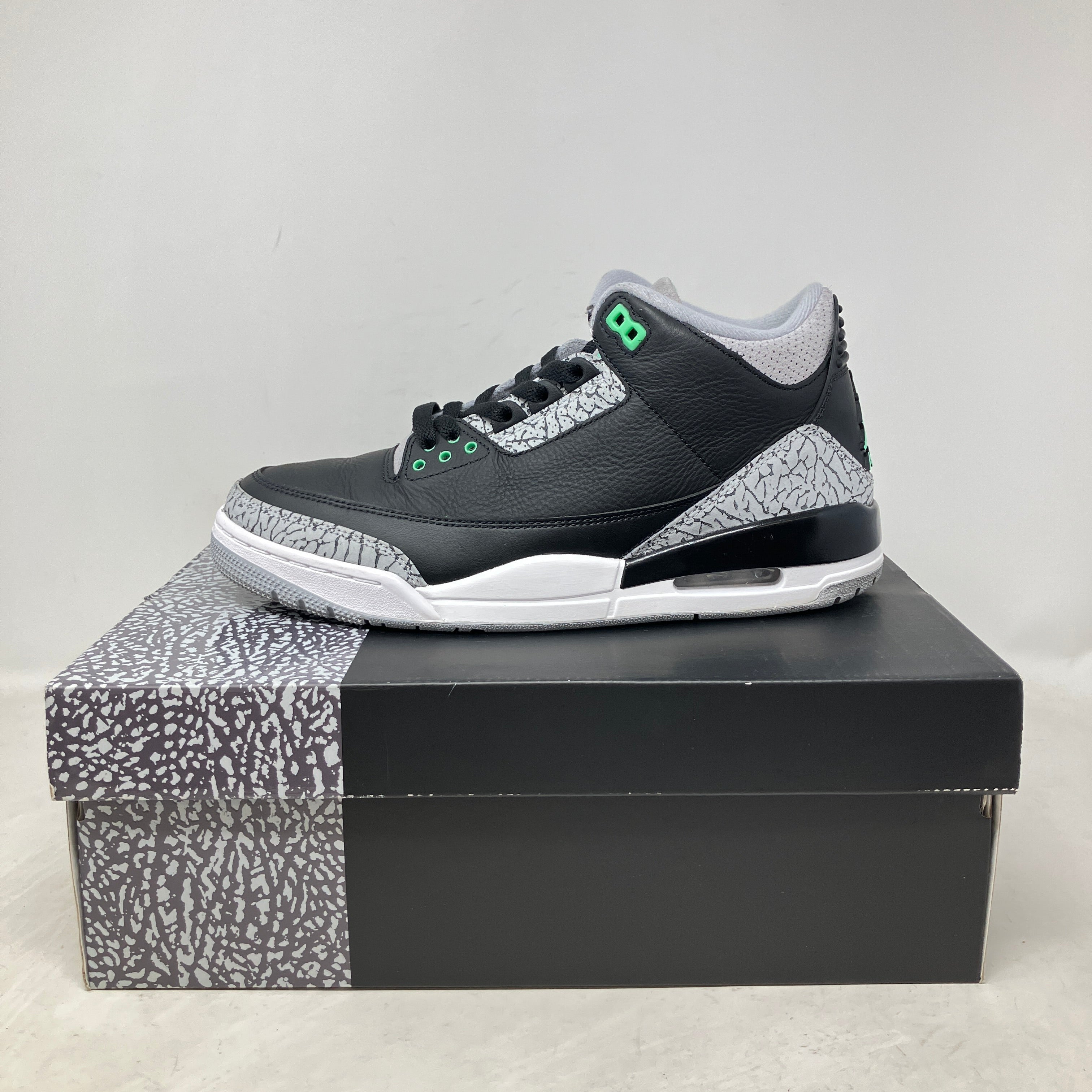 Jordan 3 Retro Green Glow