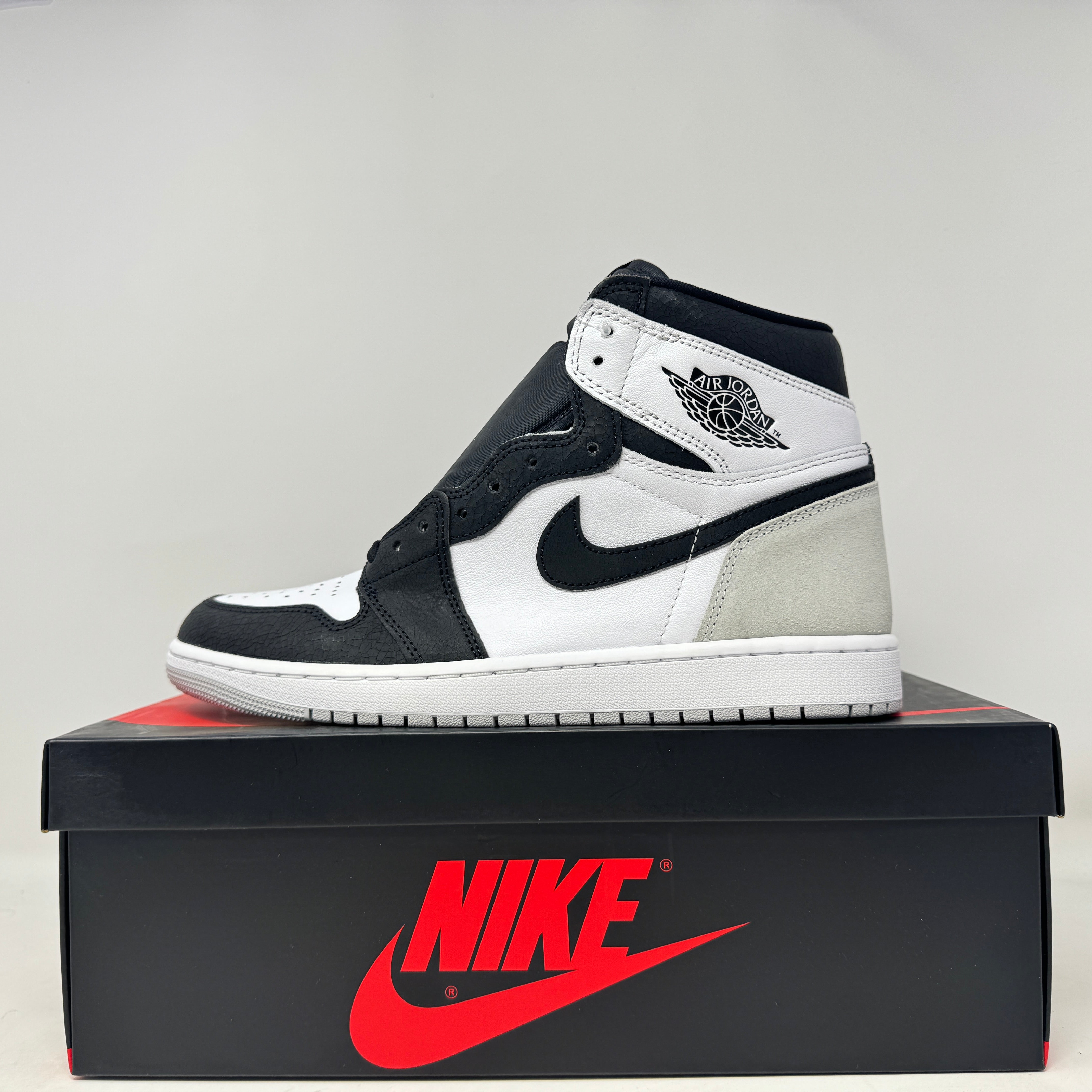 Jordan 1 Retro High OG Bleached Coral