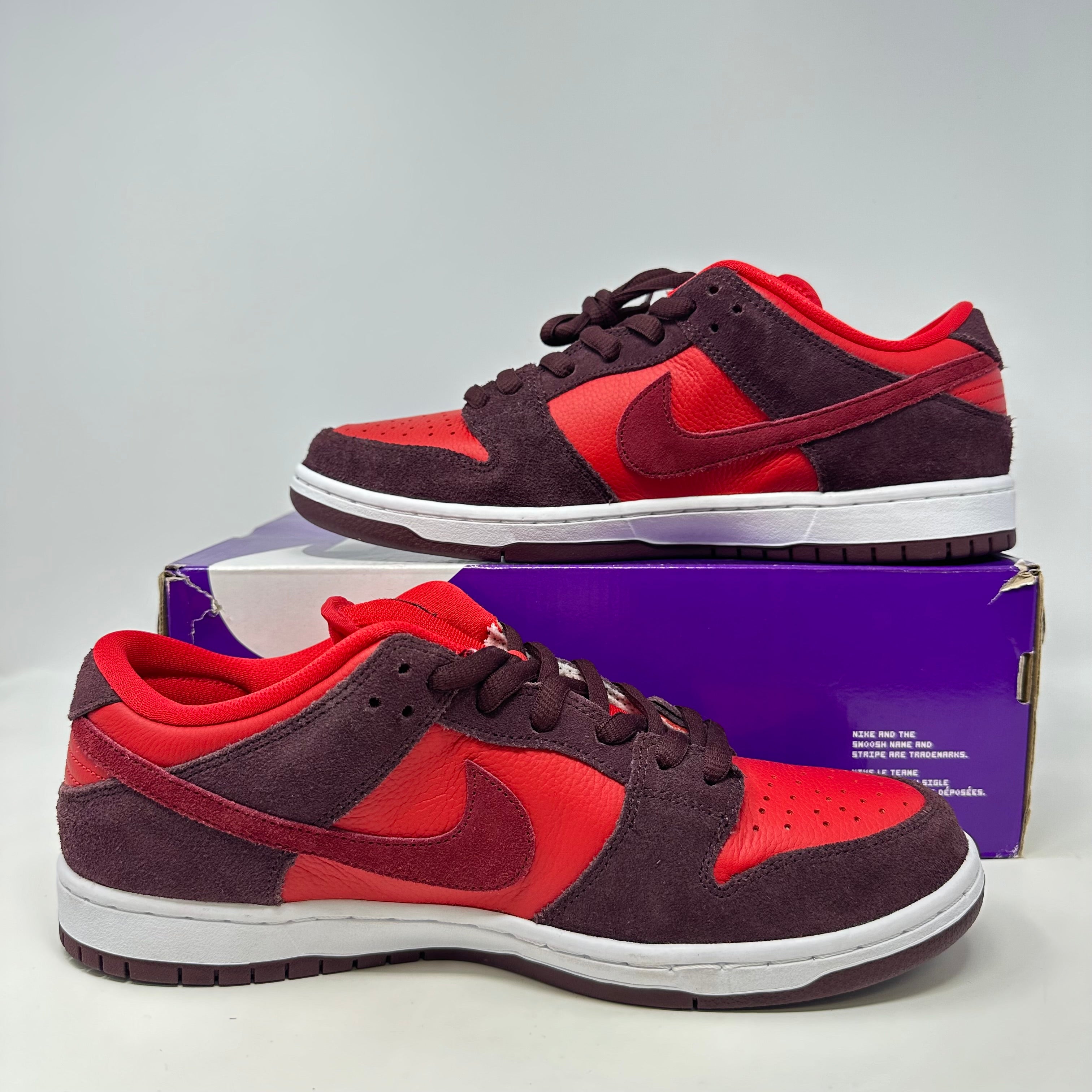 Nike SB Dunk Low Cherry