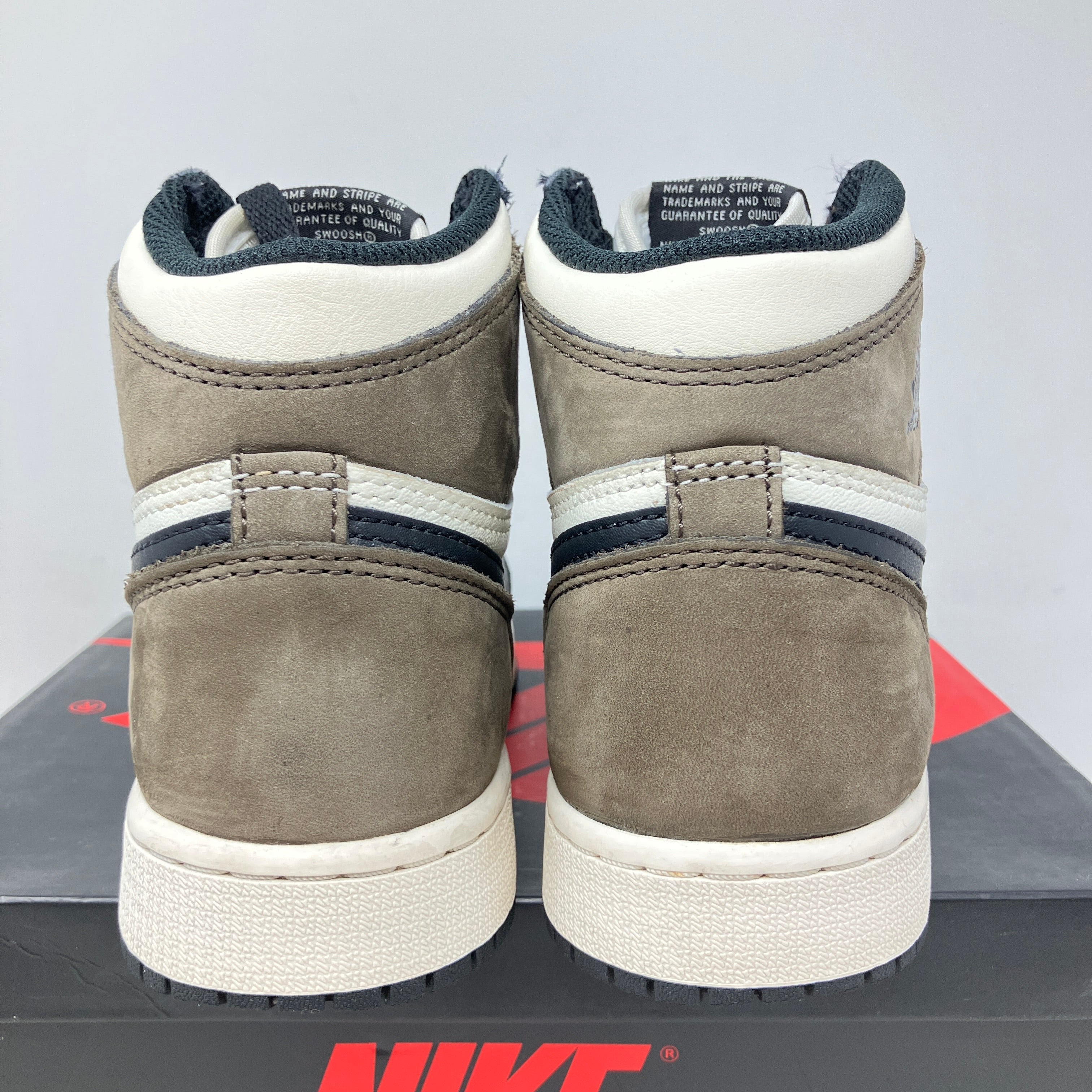 Jordan 1 Retro High Dark Mocha (GS)