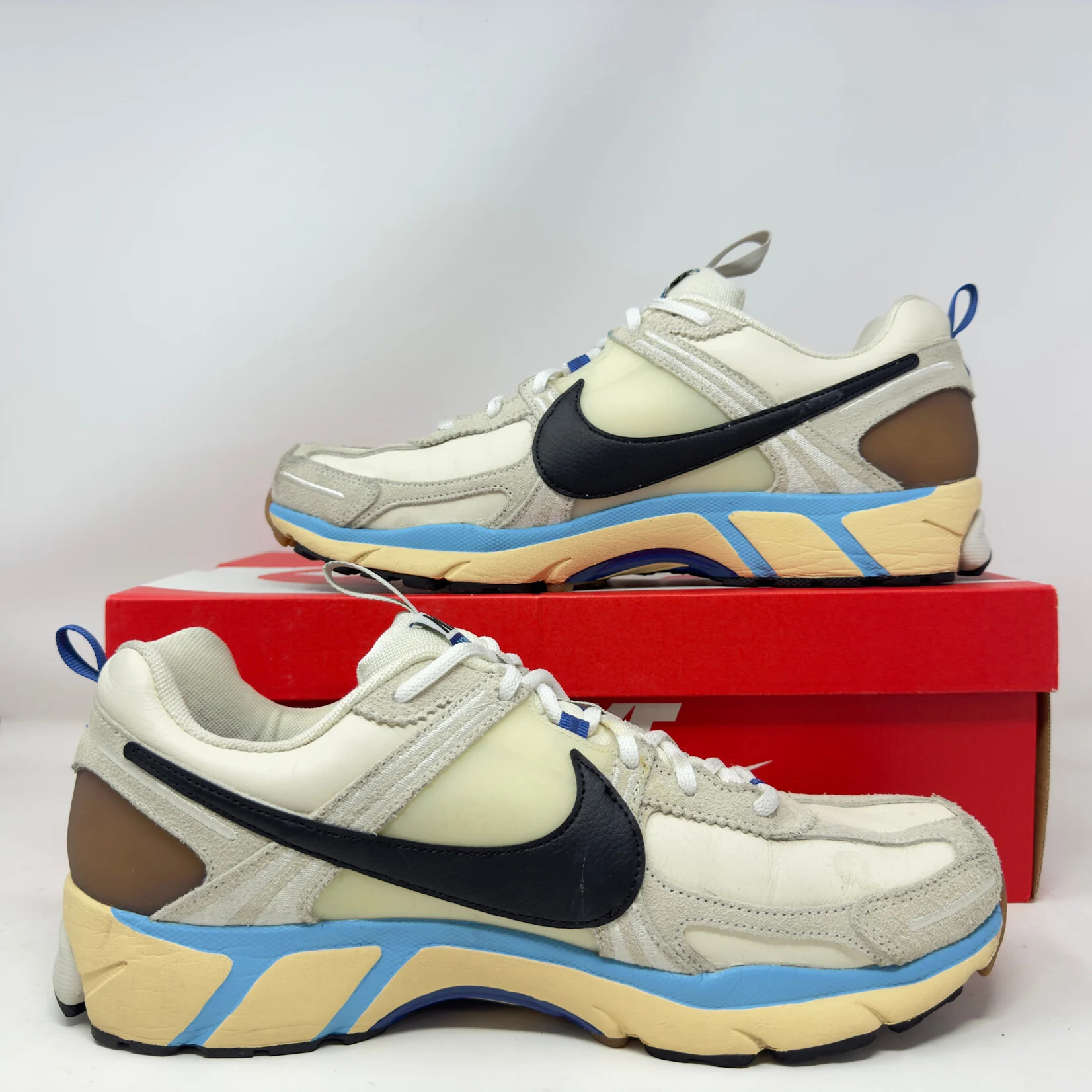 Nike Zoom Vomero 5 Designed by Japan