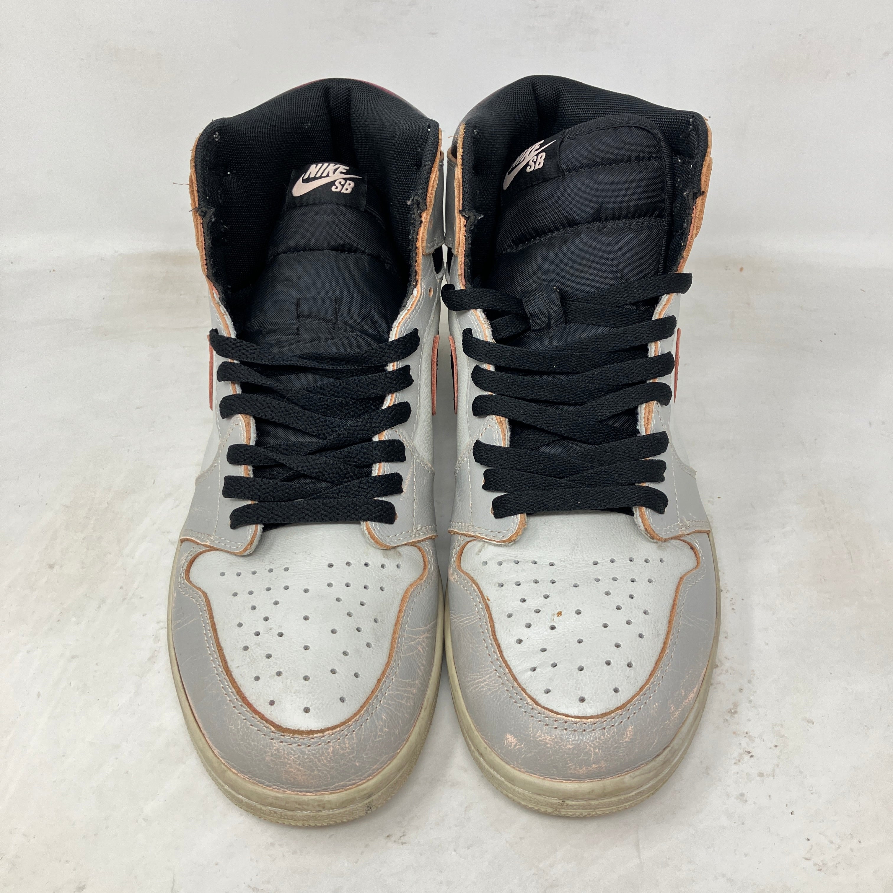 Jordan 1 Retro High OG Defiant SB NYC to Paris