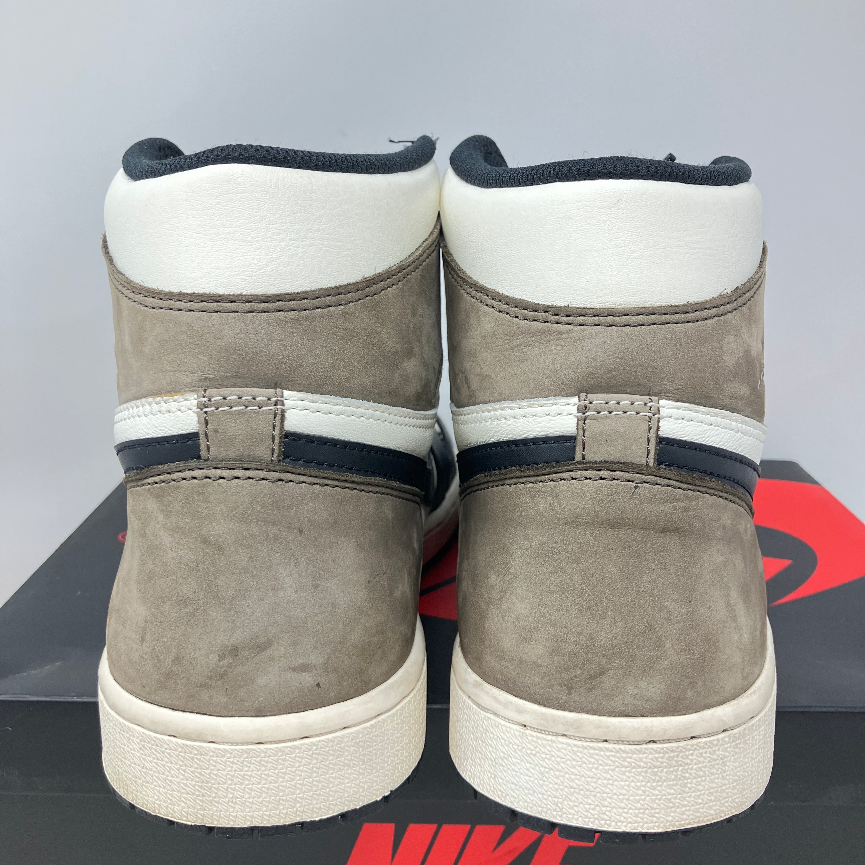 Jordan 1 Retro High Dark Mocha